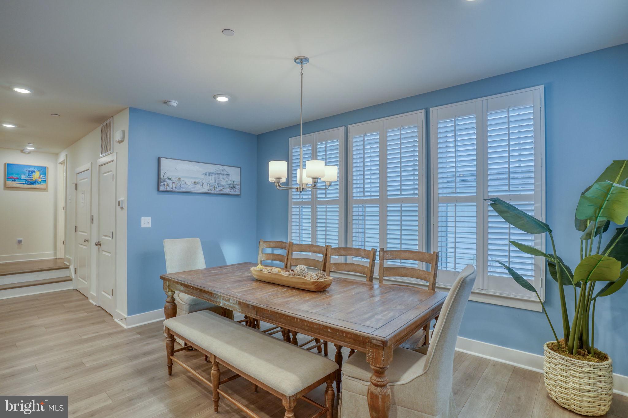 OYSTER HOUSE VILLAGE - Residential