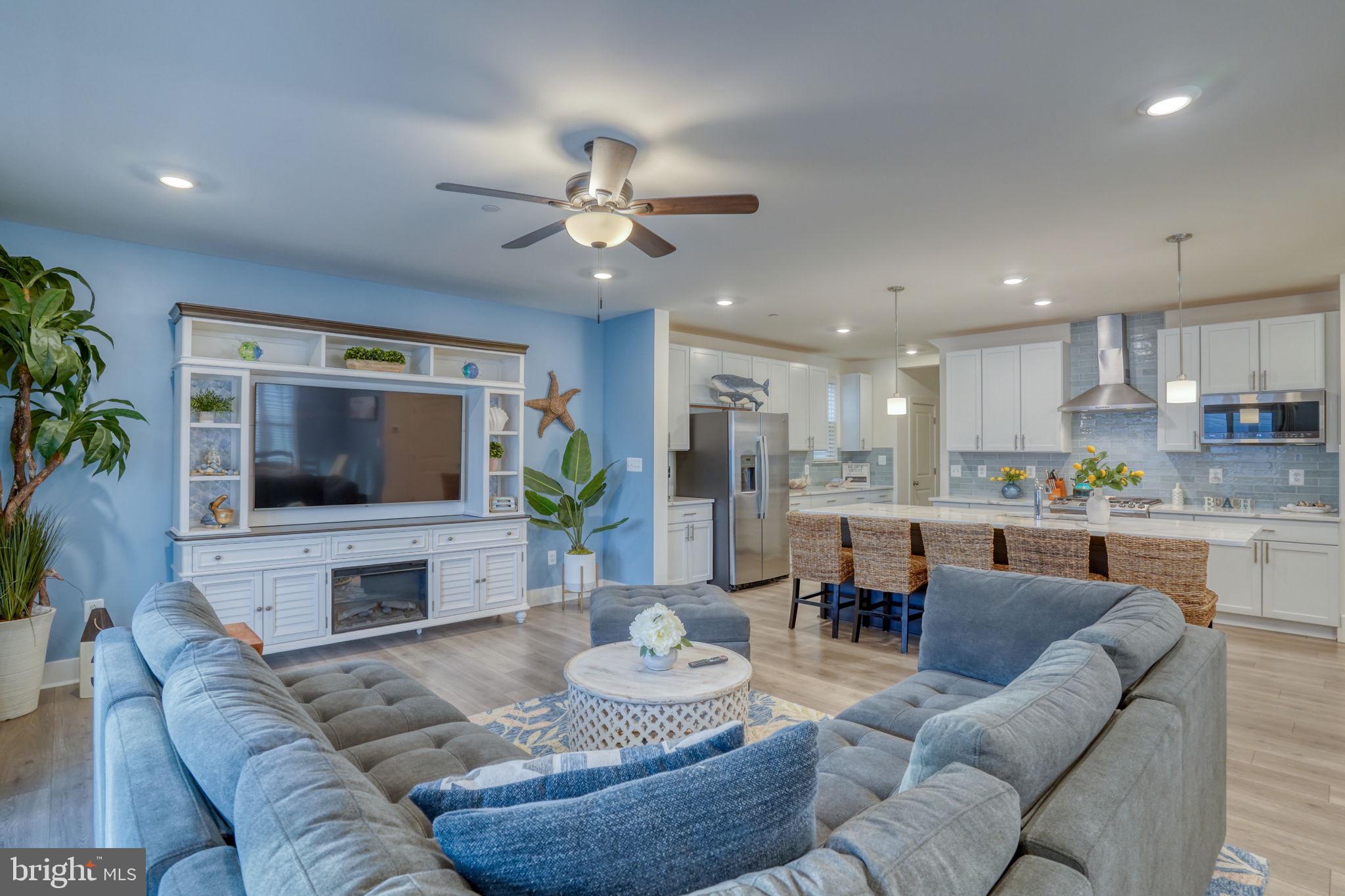 OYSTER HOUSE VILLAGE - Residential