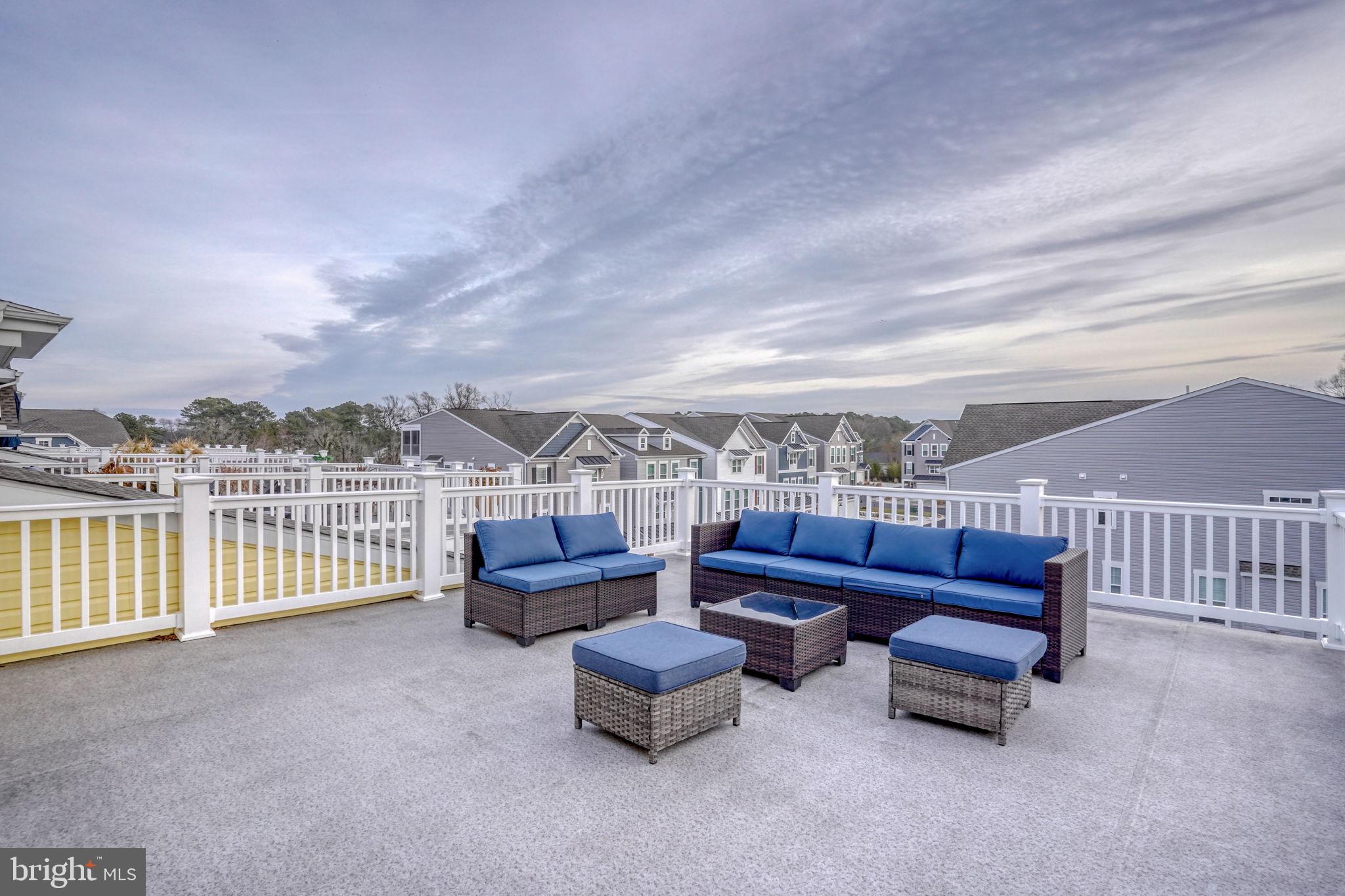 OYSTER HOUSE VILLAGE - Residential