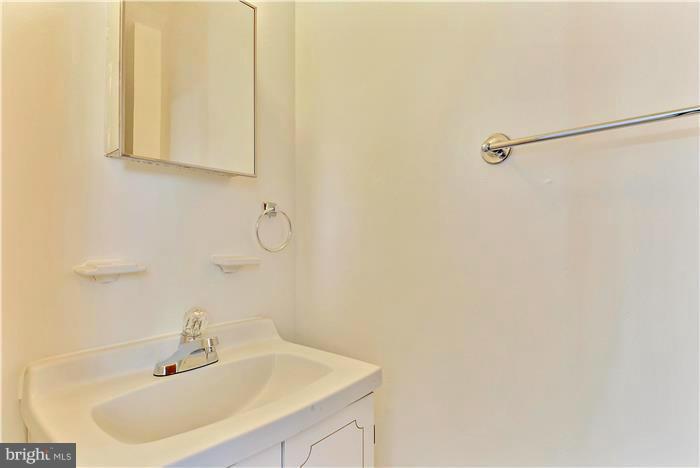 KETTERING - Residential Lease