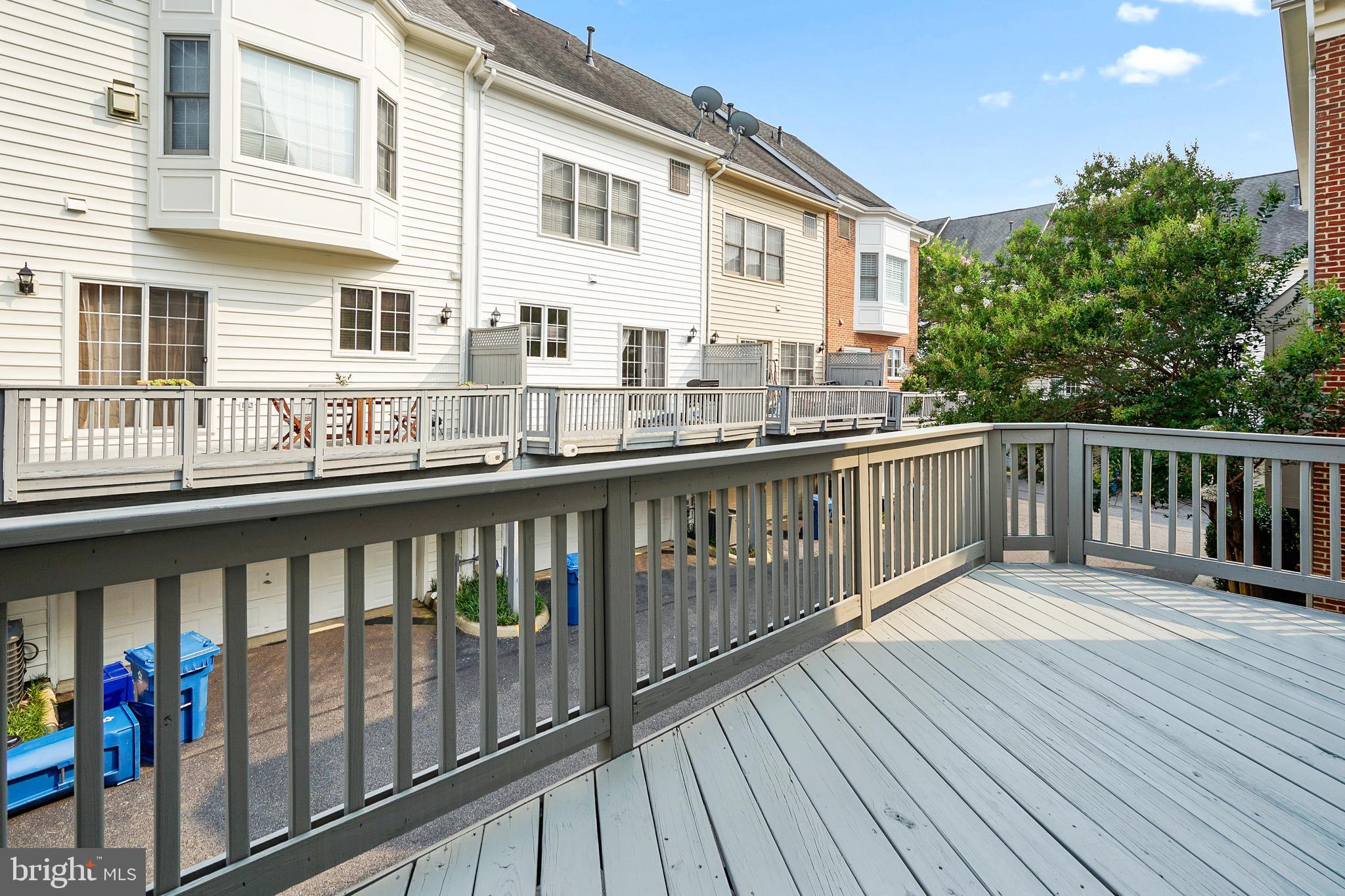 TYSONS VILLAGE - Residential