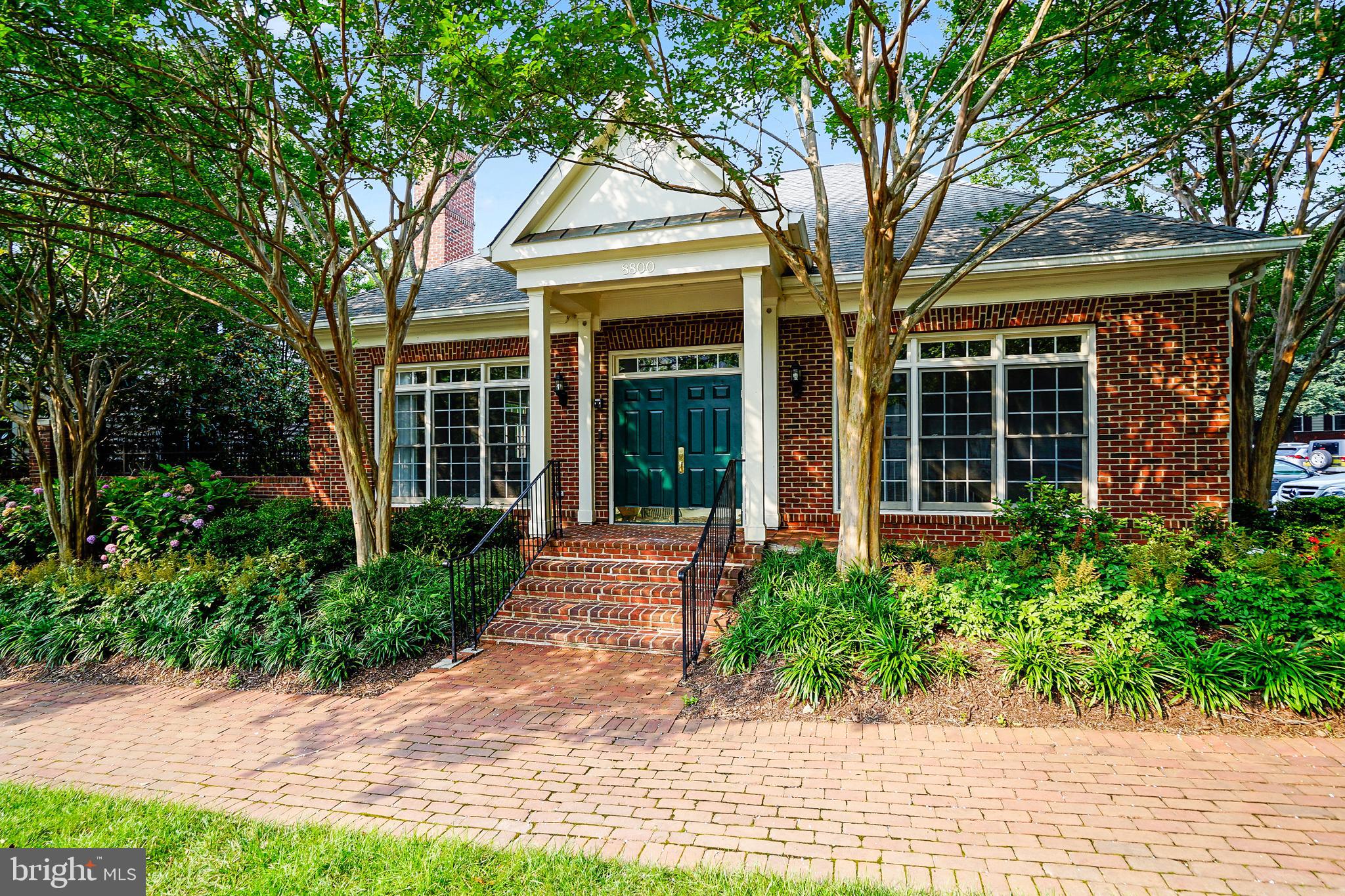 TYSONS VILLAGE - Residential