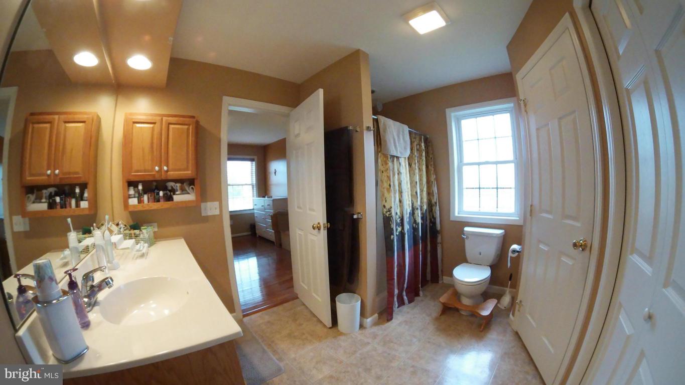 LAKES AT DONEGAL SPRINGS - Residential