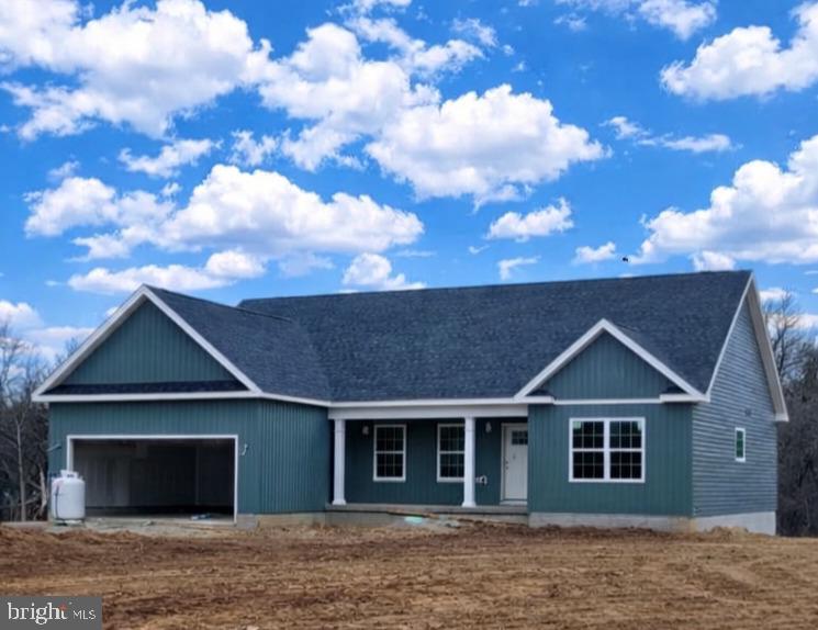 HIDDEN RIVER FARM - Residential