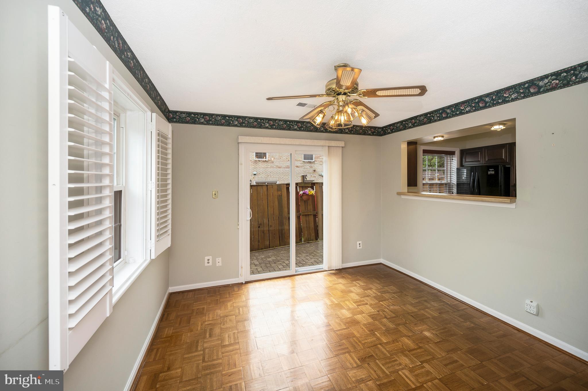 9844 HAGEL CIRCLE