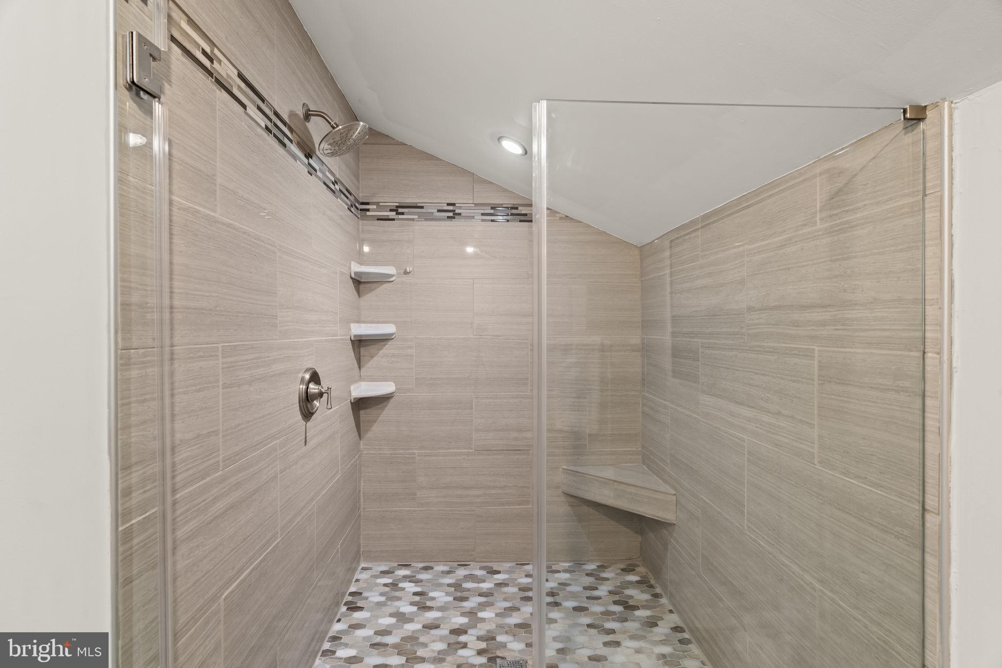 LANGSTOON - Residential