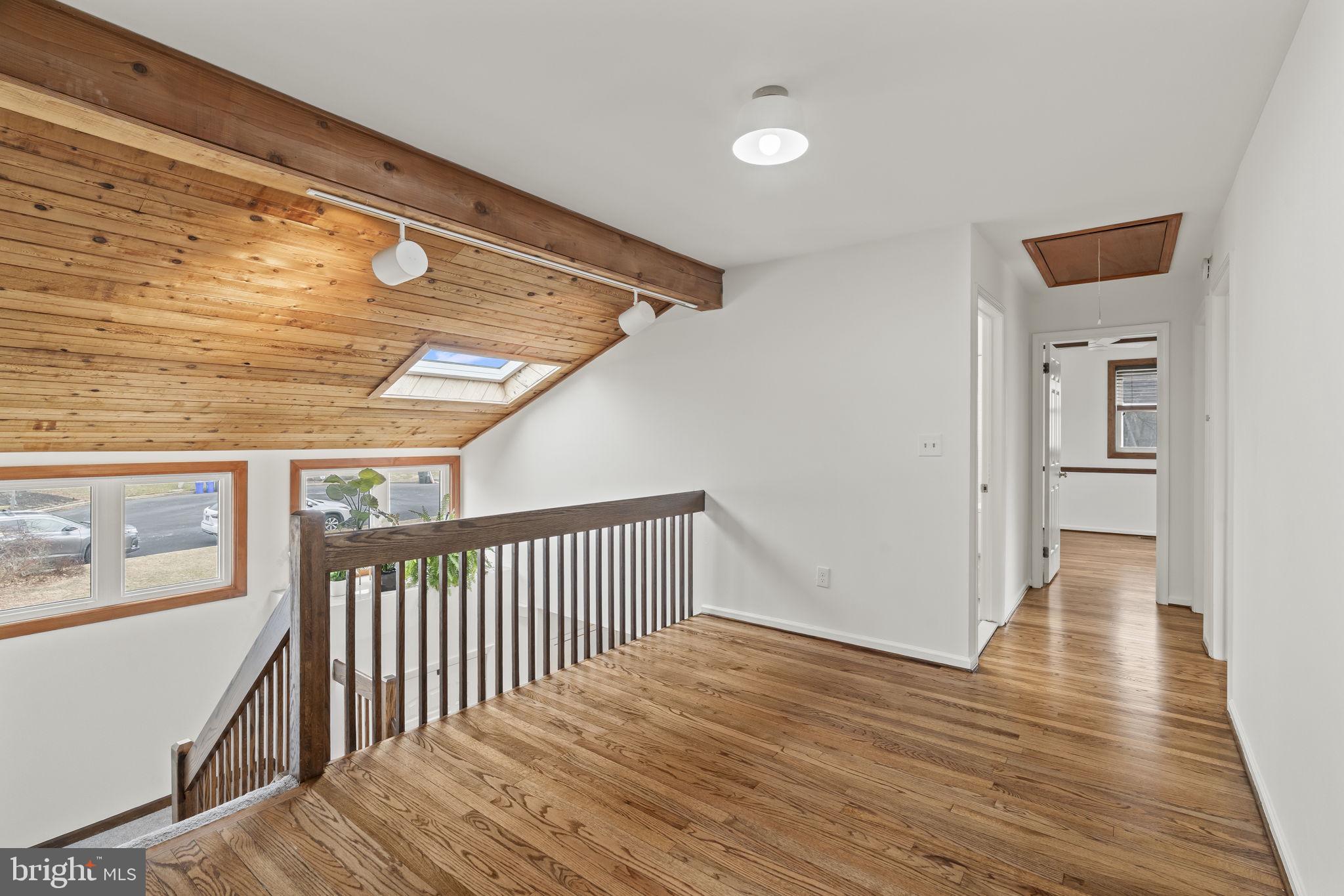 LANGSTOON - Residential