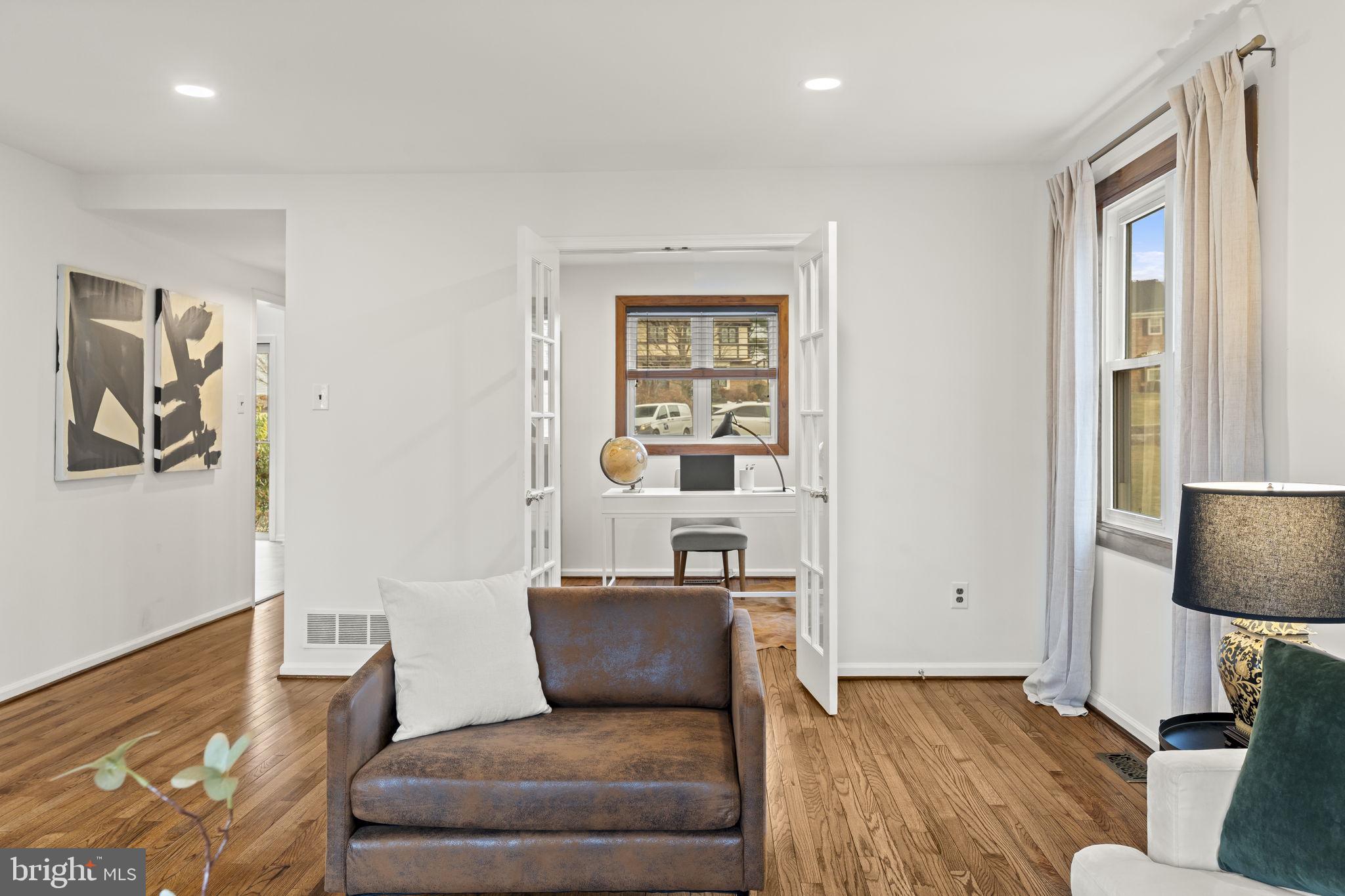 LANGSTOON - Residential