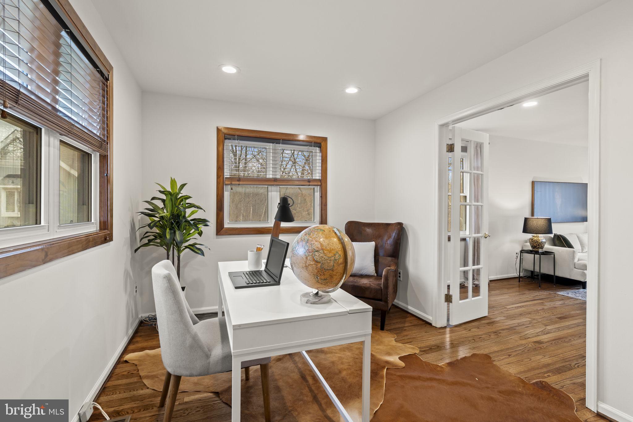 LANGSTOON - Residential