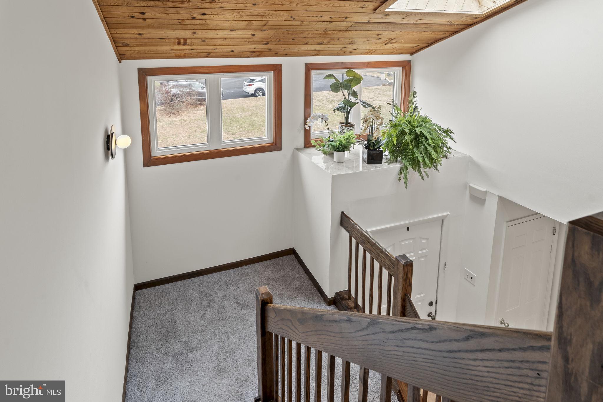 LANGSTOON - Residential