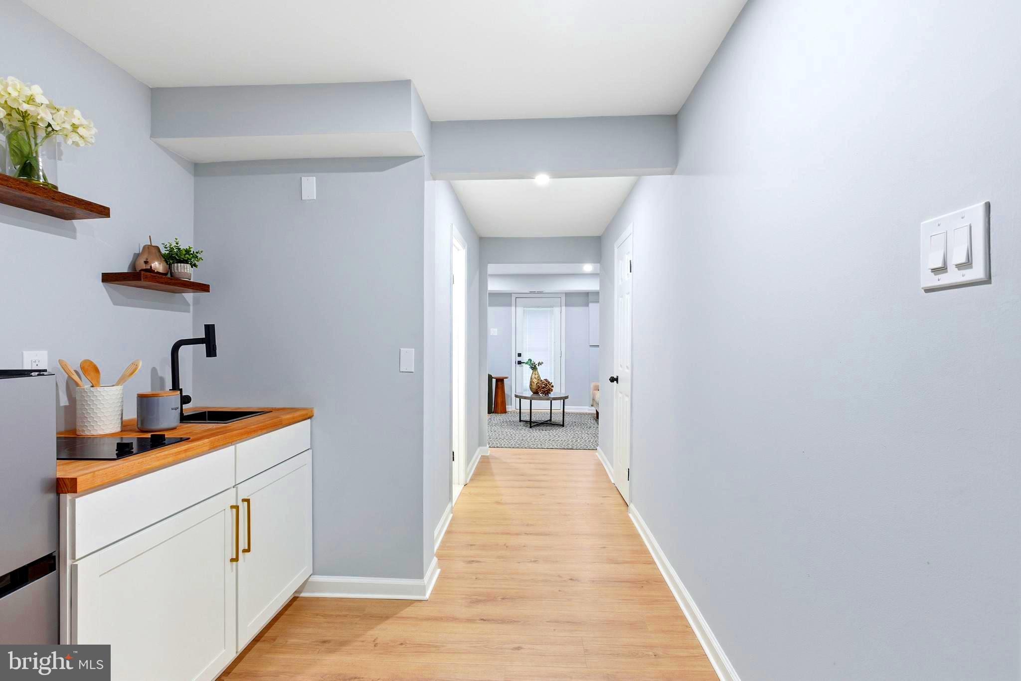 PINEWOOD HILL - Residential