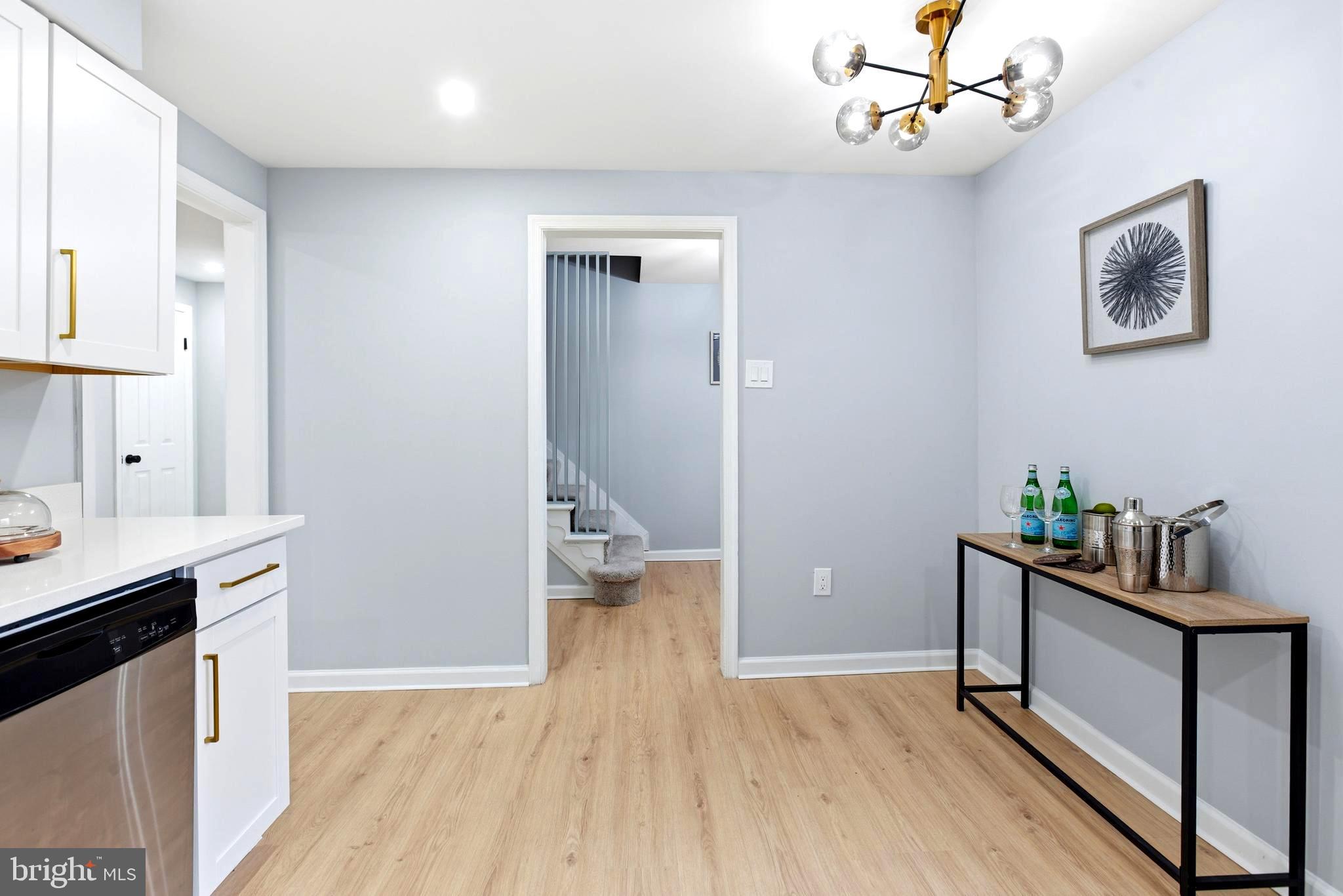 PINEWOOD HILL - Residential