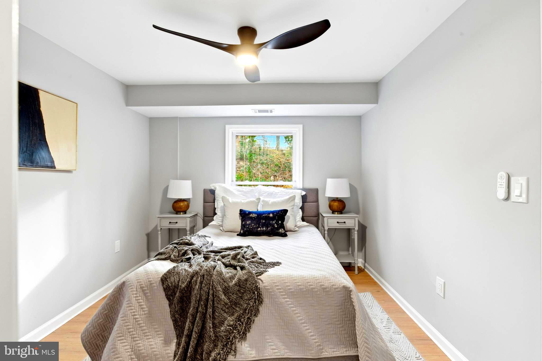 PINEWOOD HILL - Residential