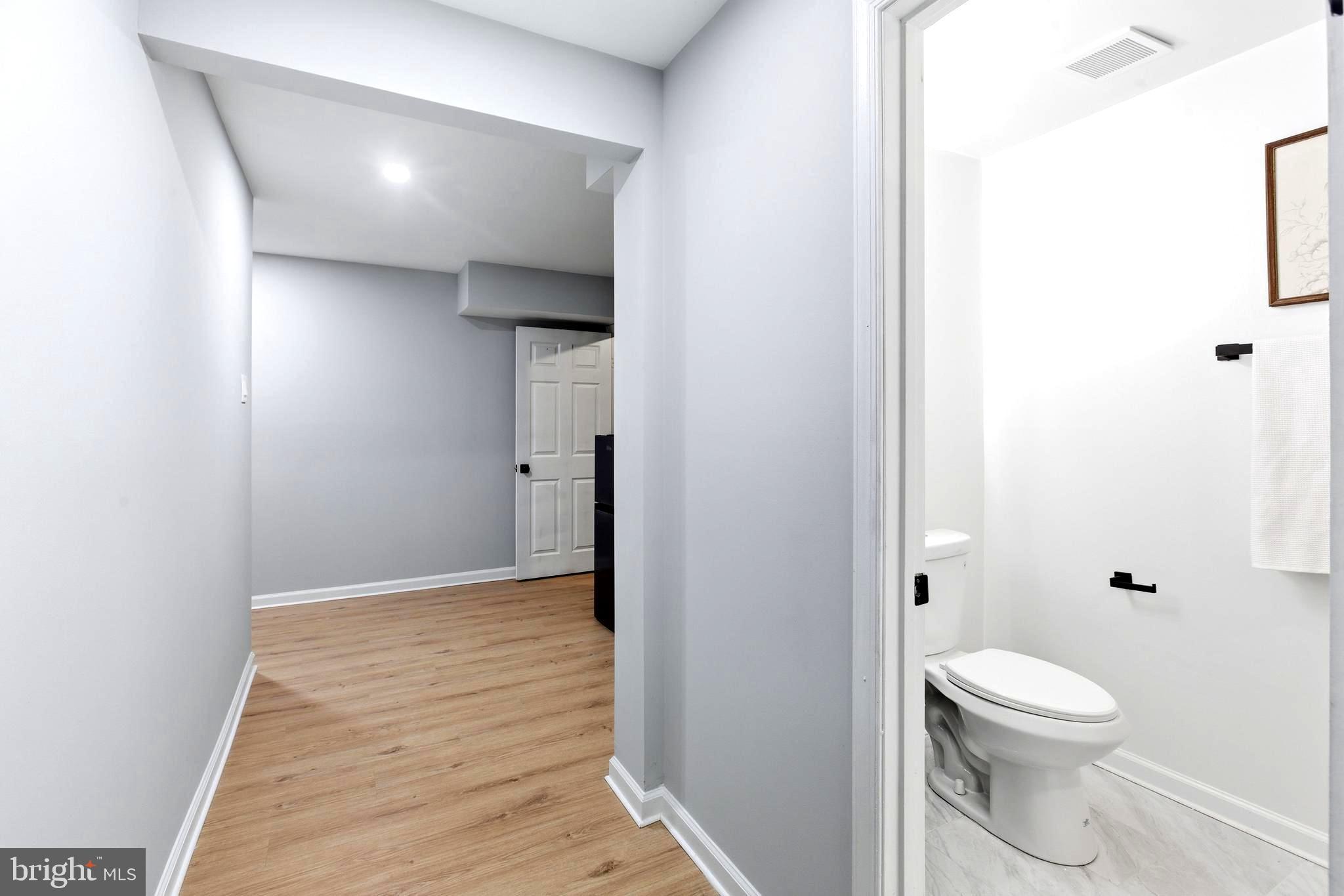 PINEWOOD HILL - Residential