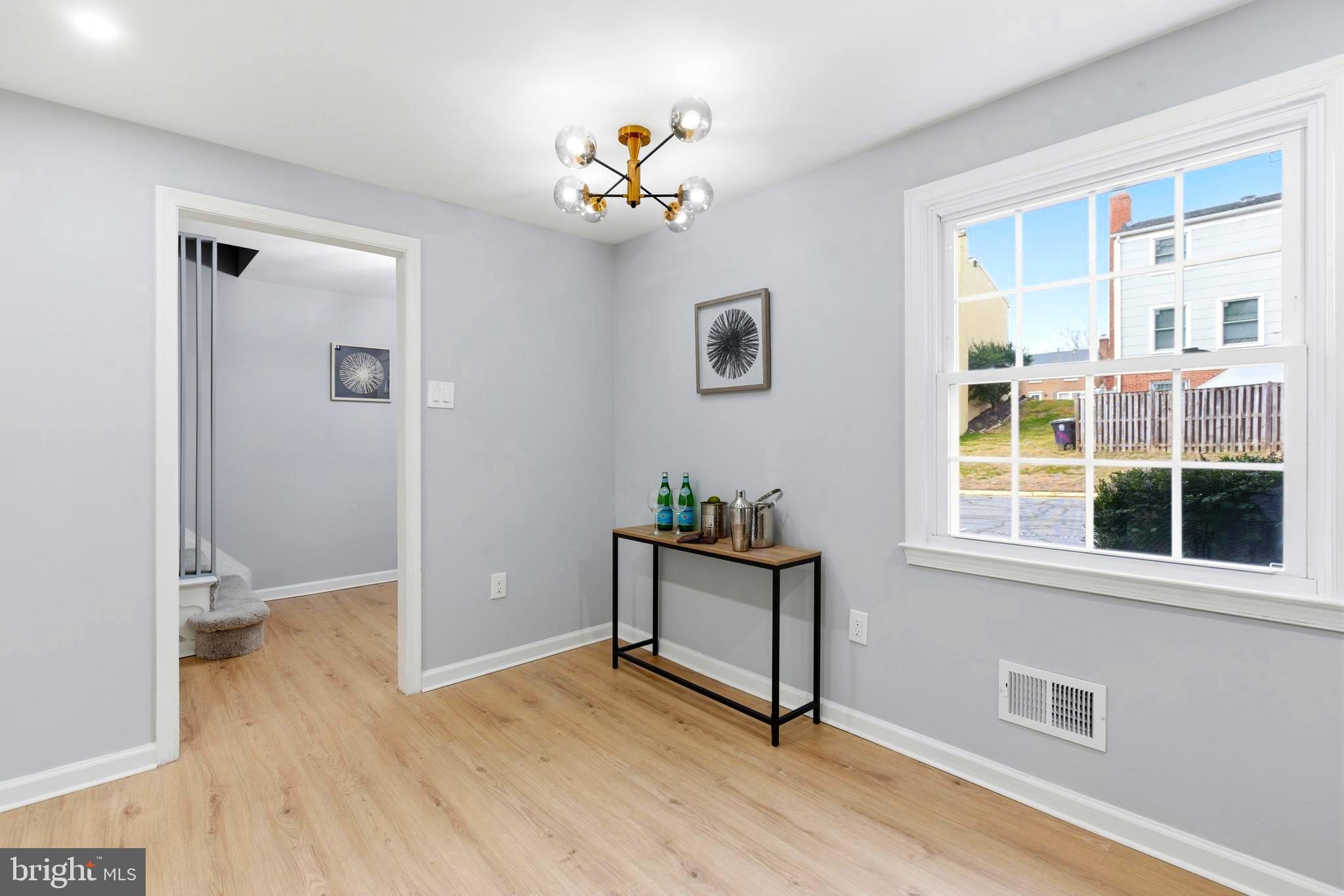 PINEWOOD HILL - Residential