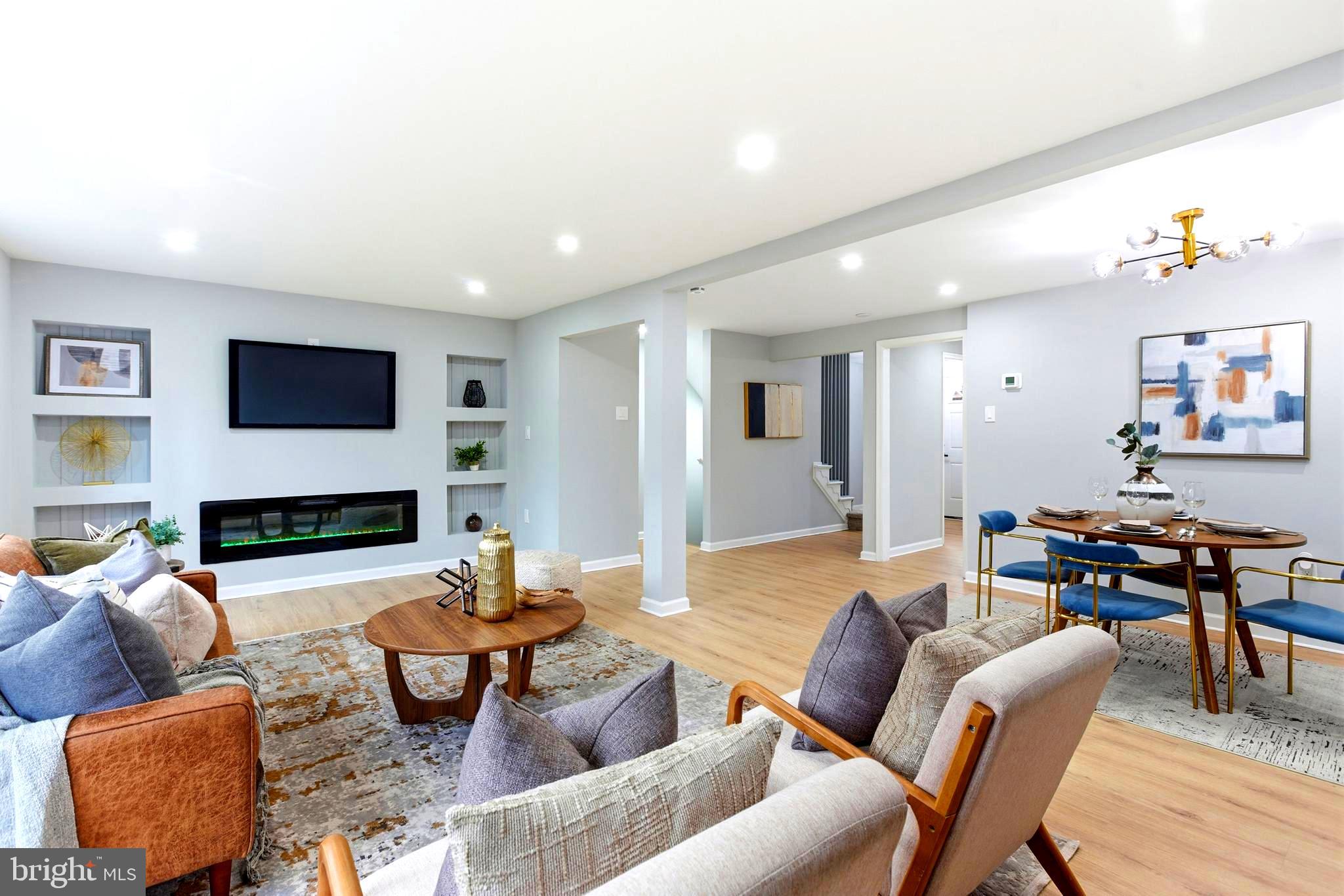 PINEWOOD HILL - Residential