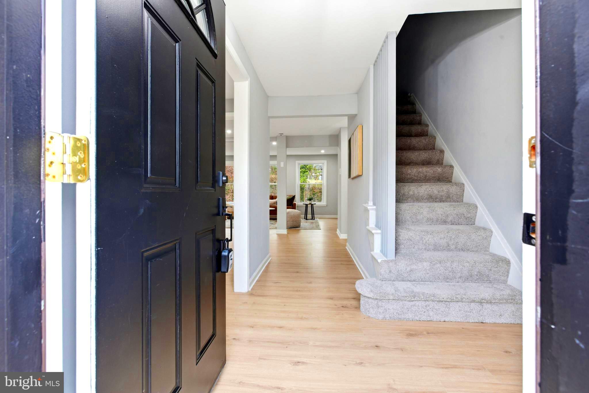 PINEWOOD HILL - Residential