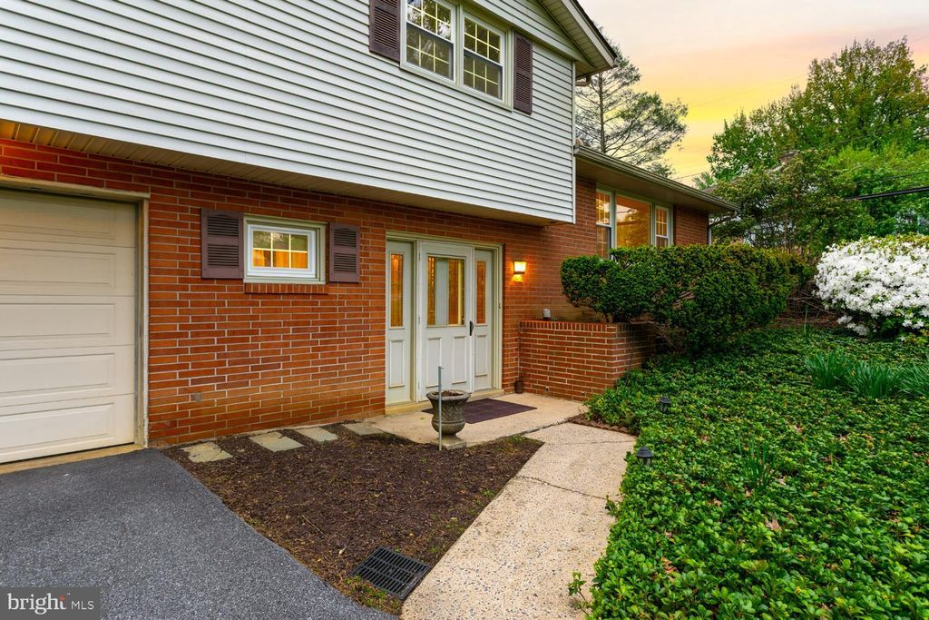 Photo of 1907 Robindale Avenue, LANCASTER, PA 17601 (MLS # PALA2087600)