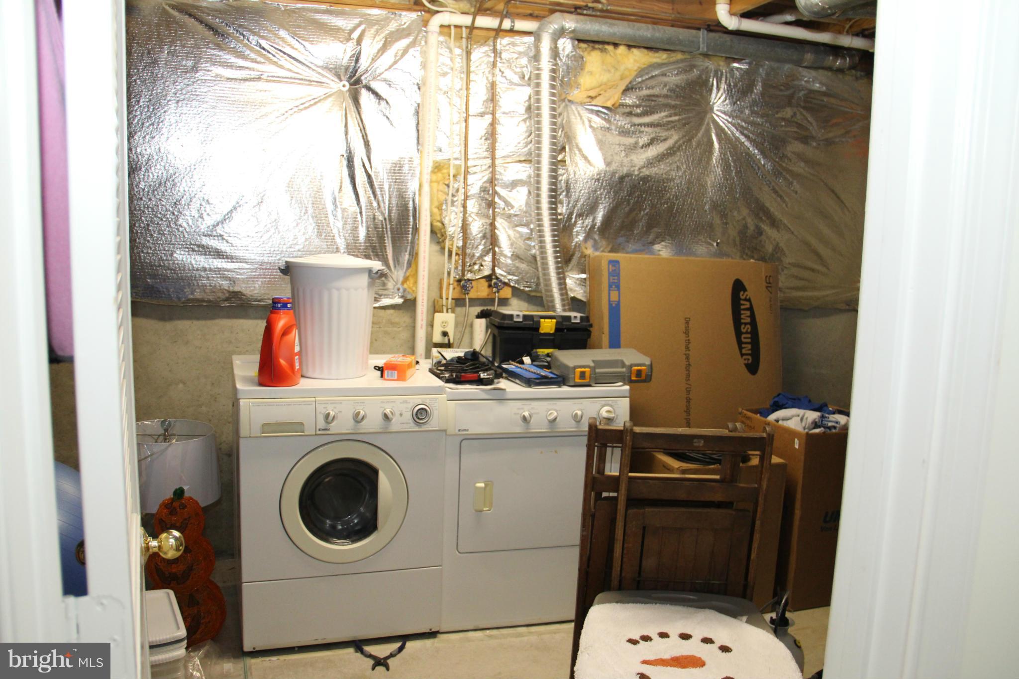 KINGSTOWNE - Residential Lease