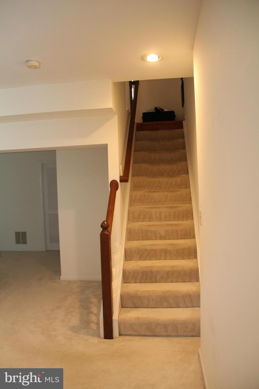 KINGSTOWNE - Residential Lease