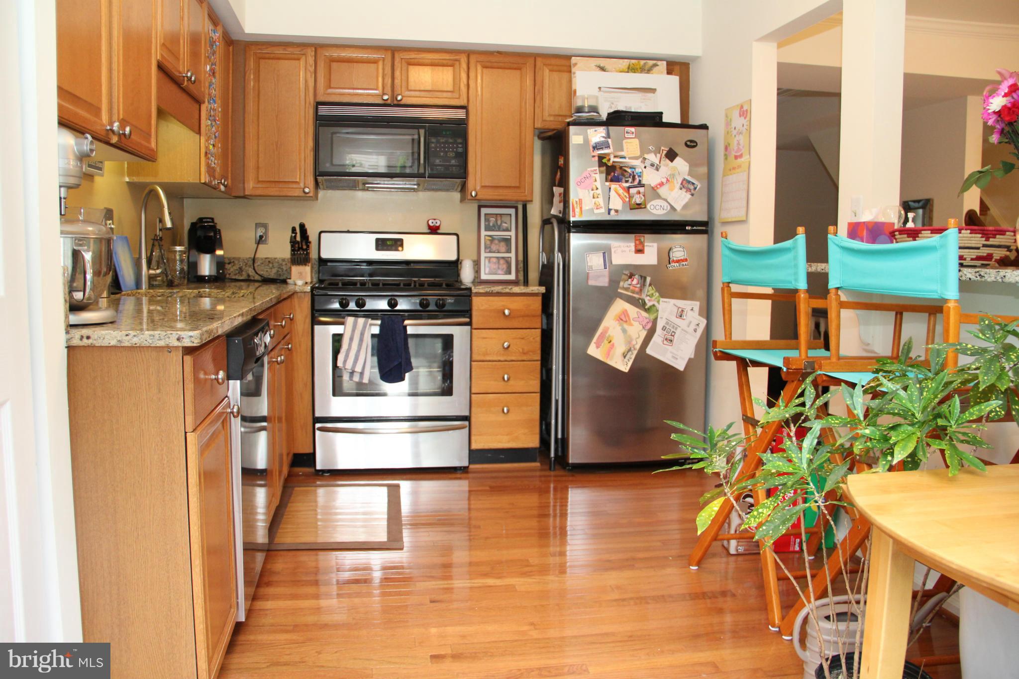 KINGSTOWNE - Residential Lease