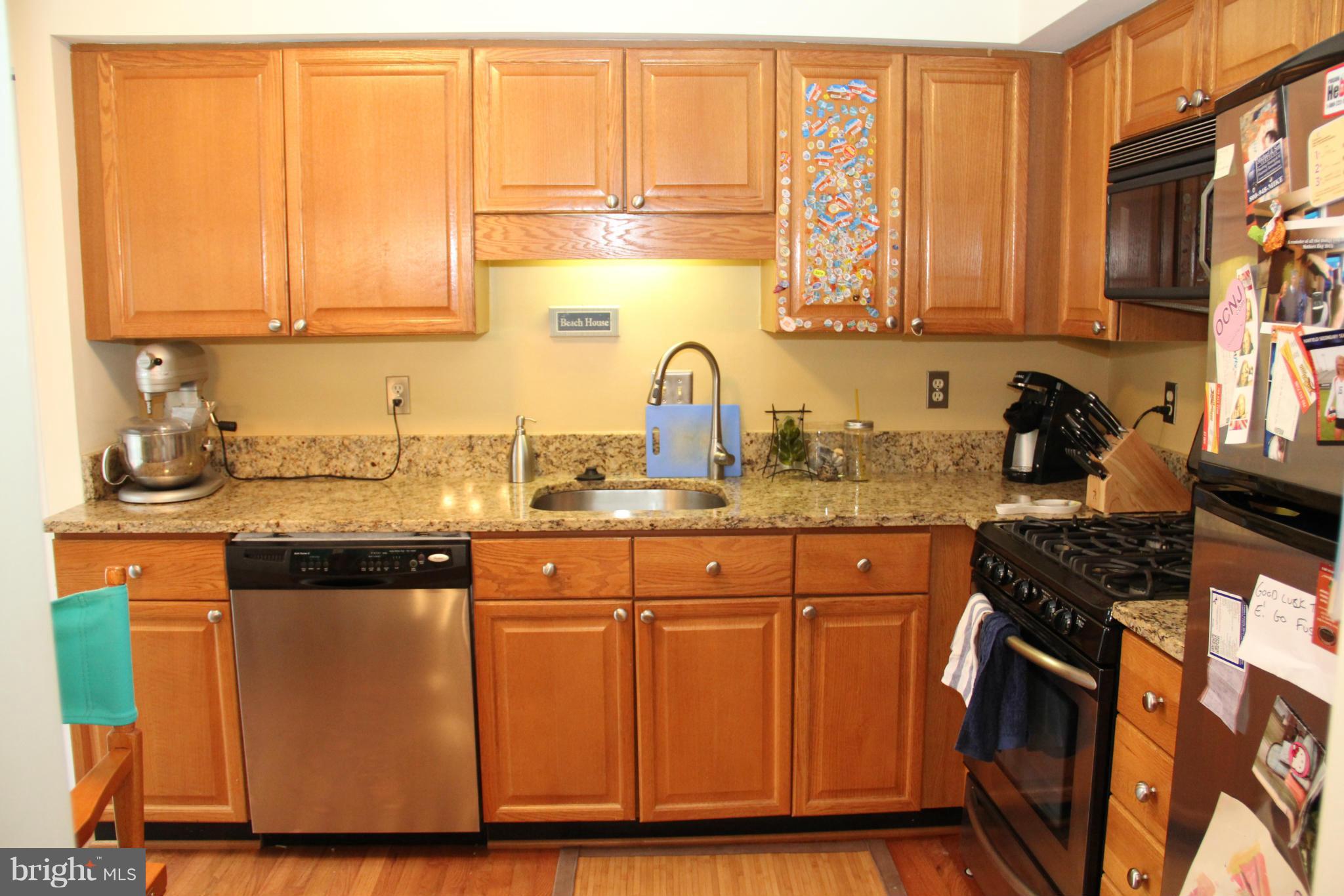 KINGSTOWNE - Residential Lease