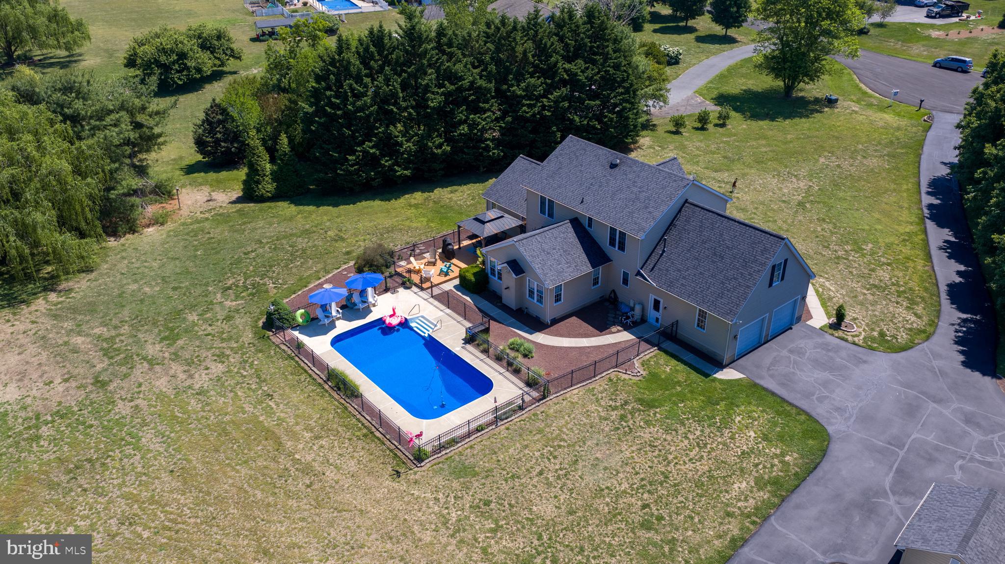 DOGWOOD VIEW - Residential