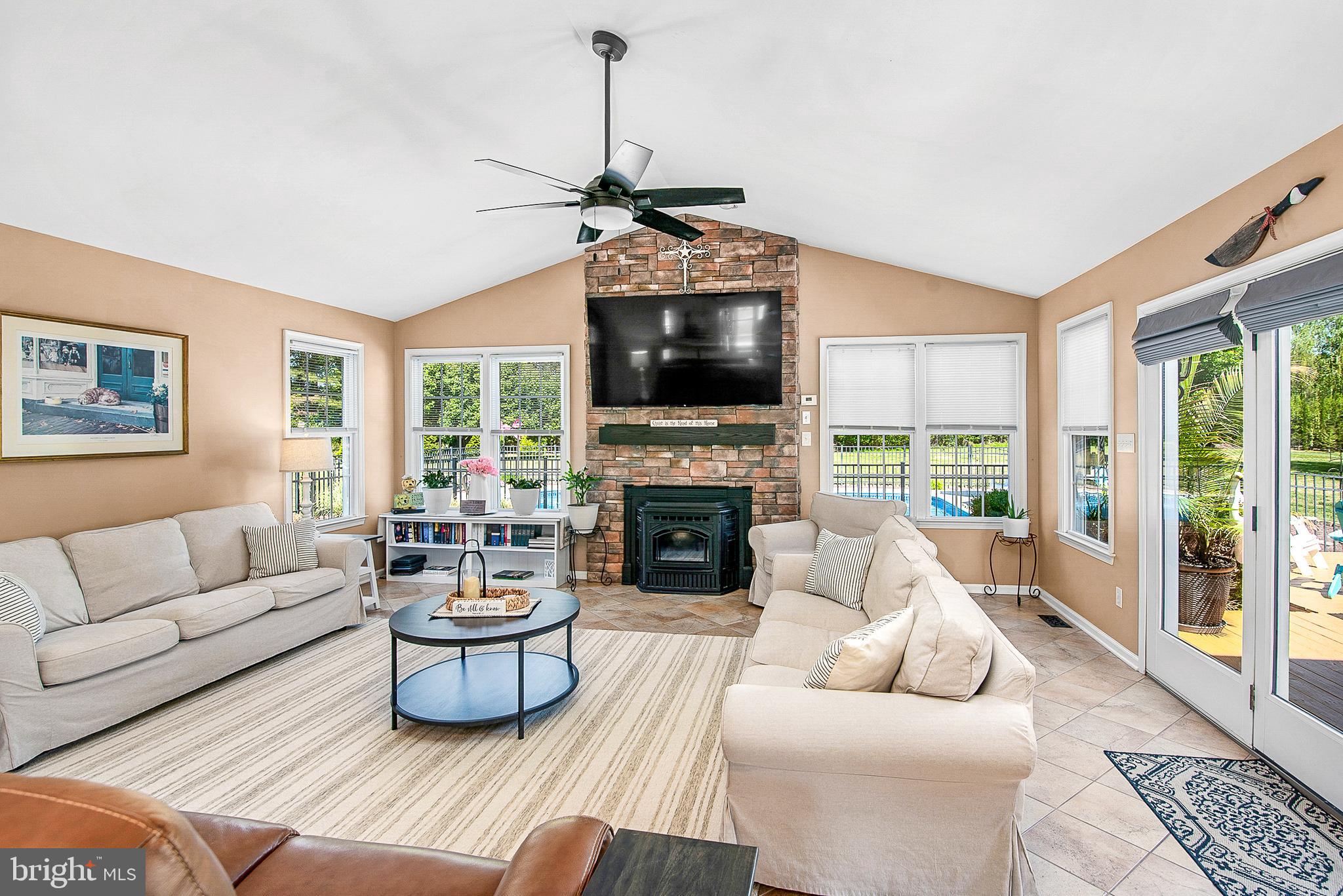 DOGWOOD VIEW - Residential