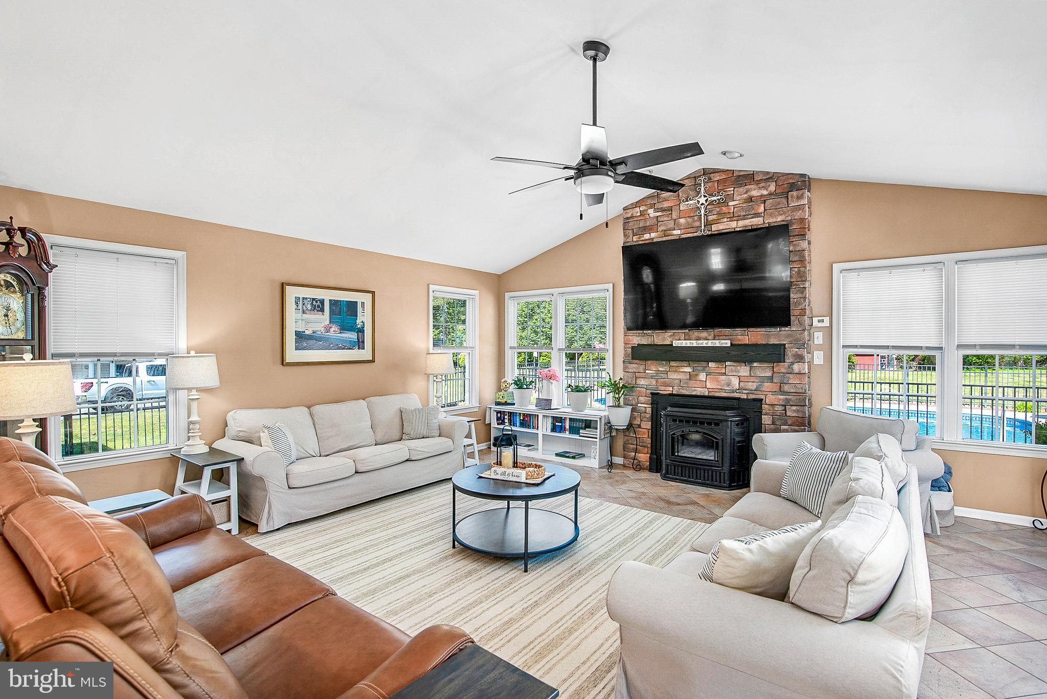 DOGWOOD VIEW - Residential