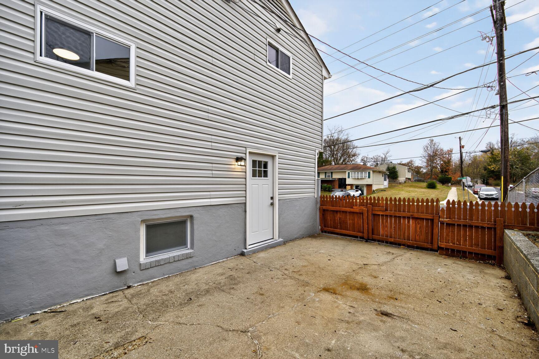 KERBY HILL - Residential