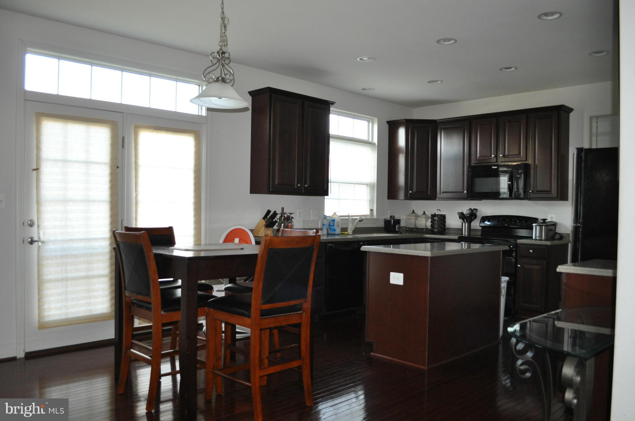 PORT POTOMAC - Residential