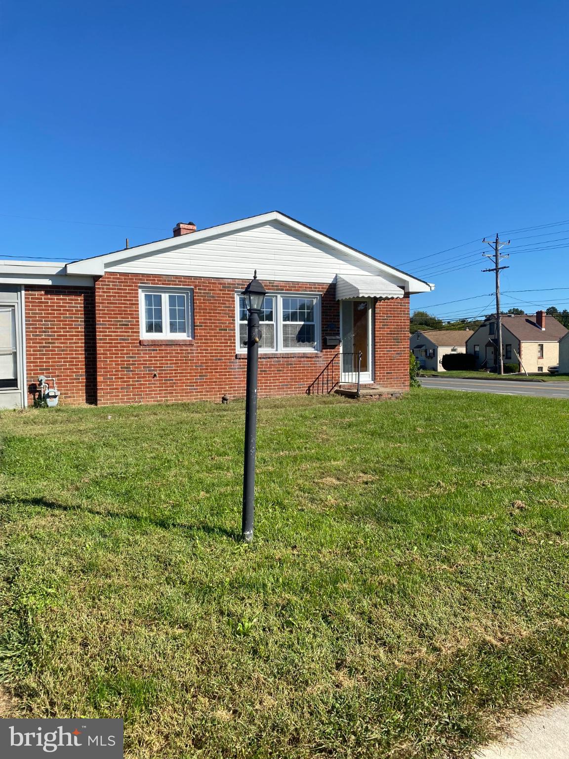 2400 NEWELL DRIVE