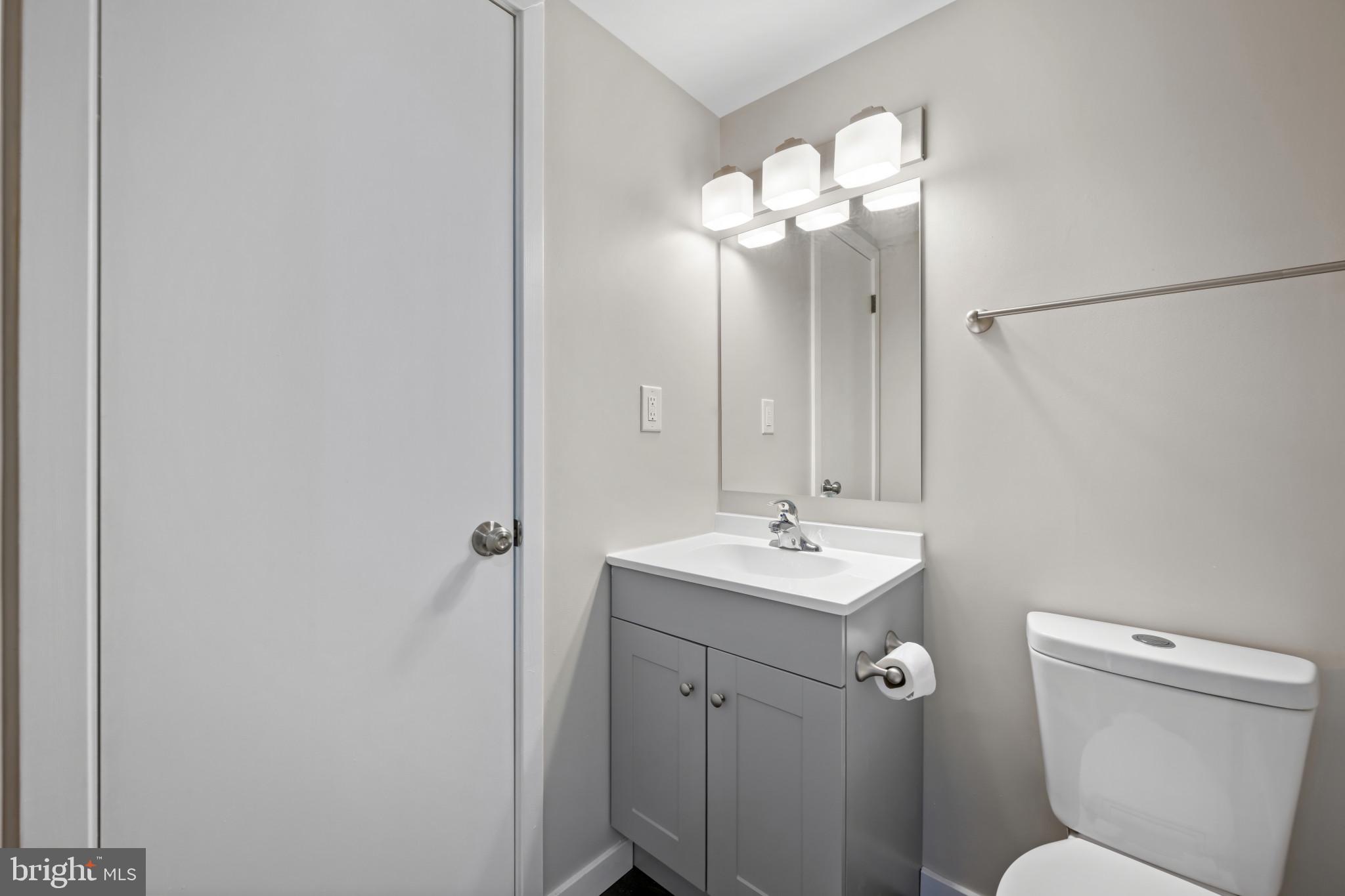 WOODSIDE SQUARE - Residential