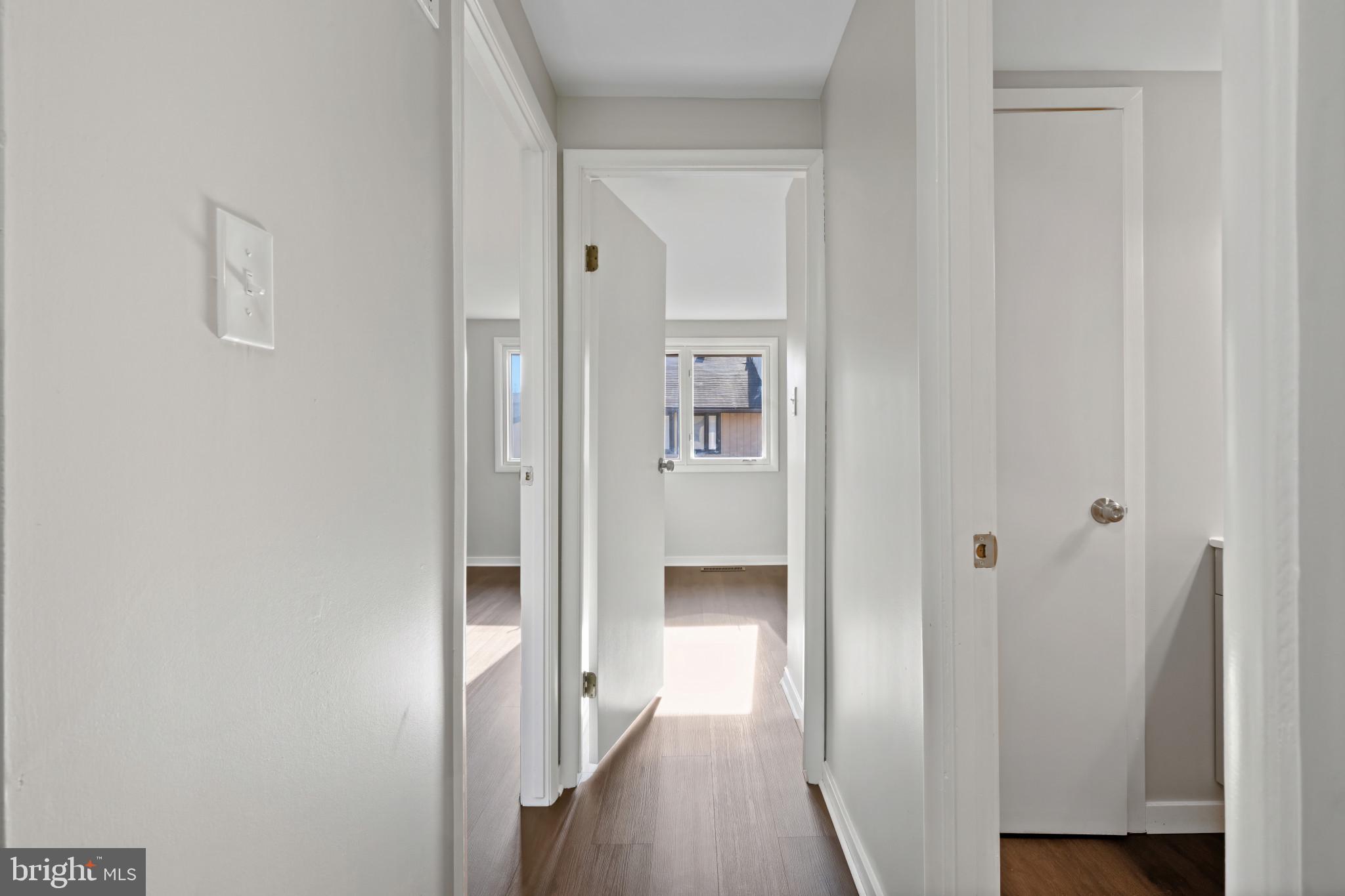 WOODSIDE SQUARE - Residential