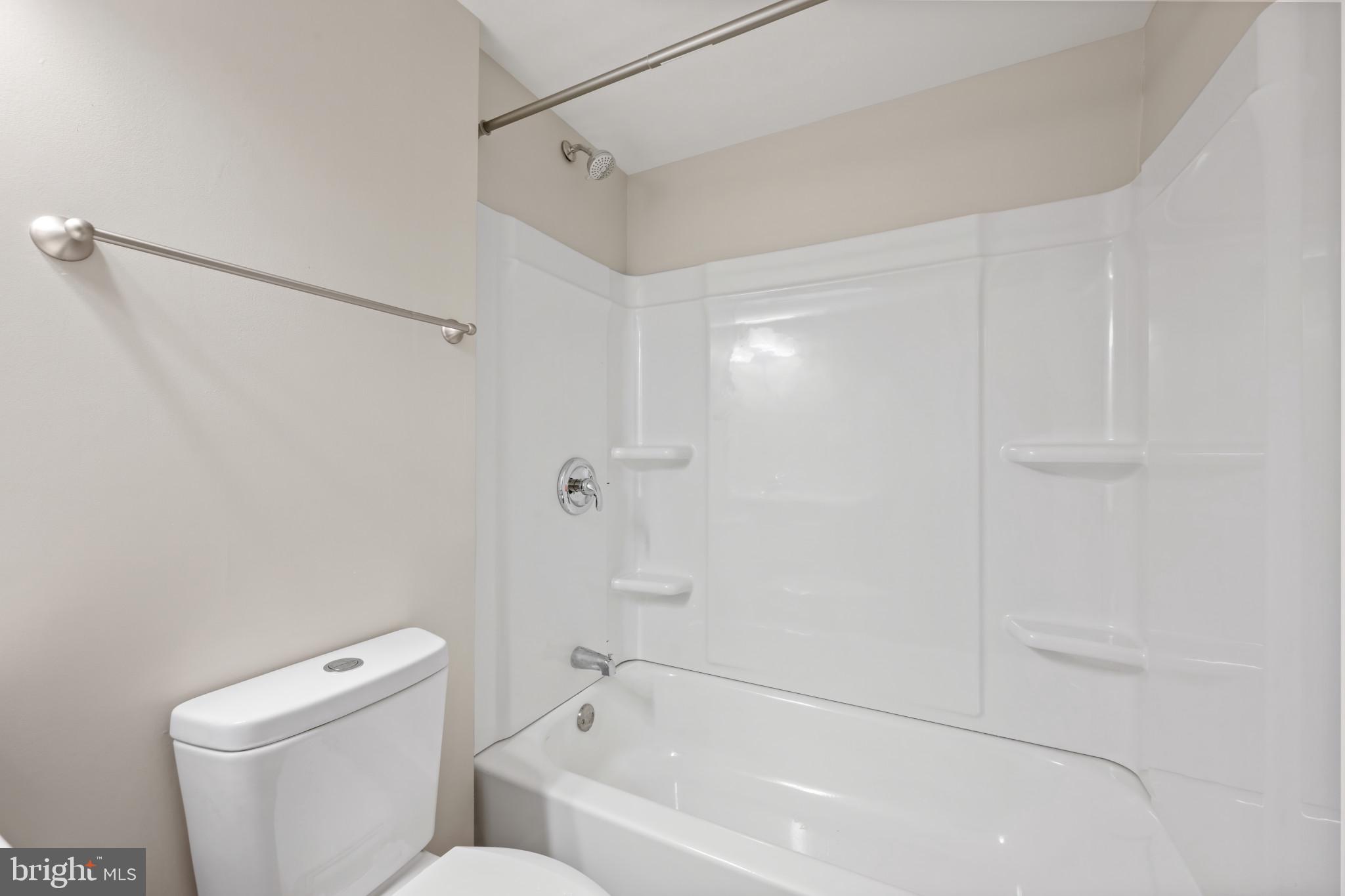 WOODSIDE SQUARE - Residential