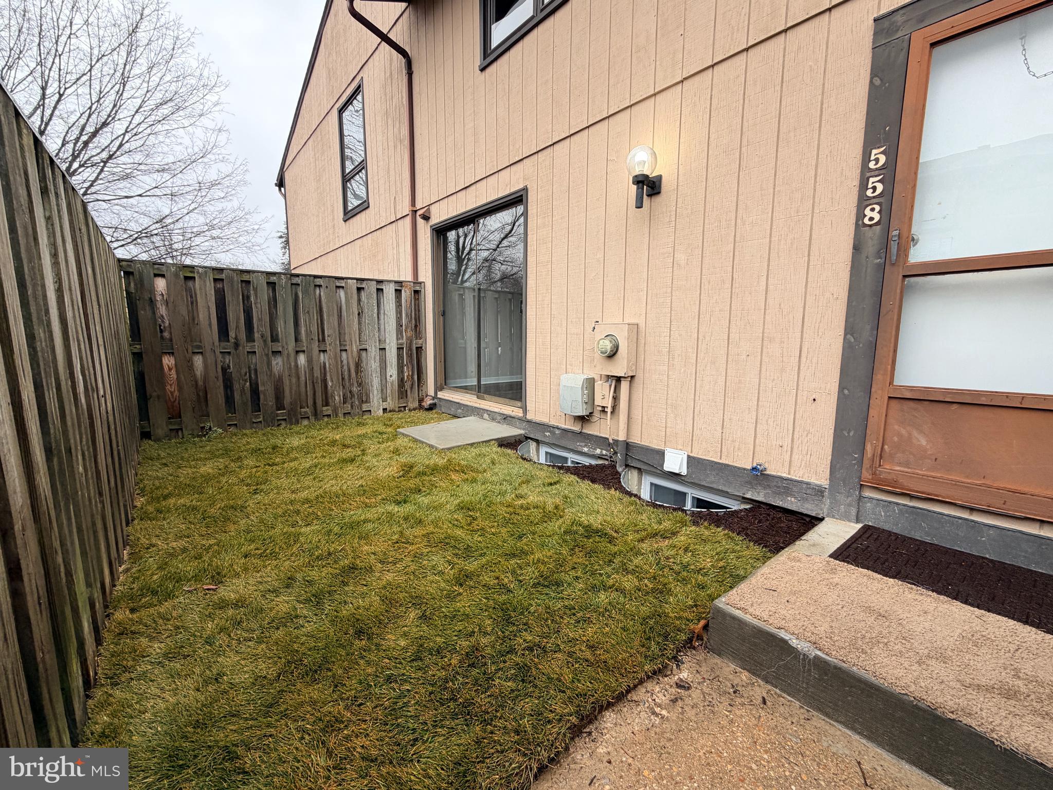 WOODSIDE SQUARE - Residential