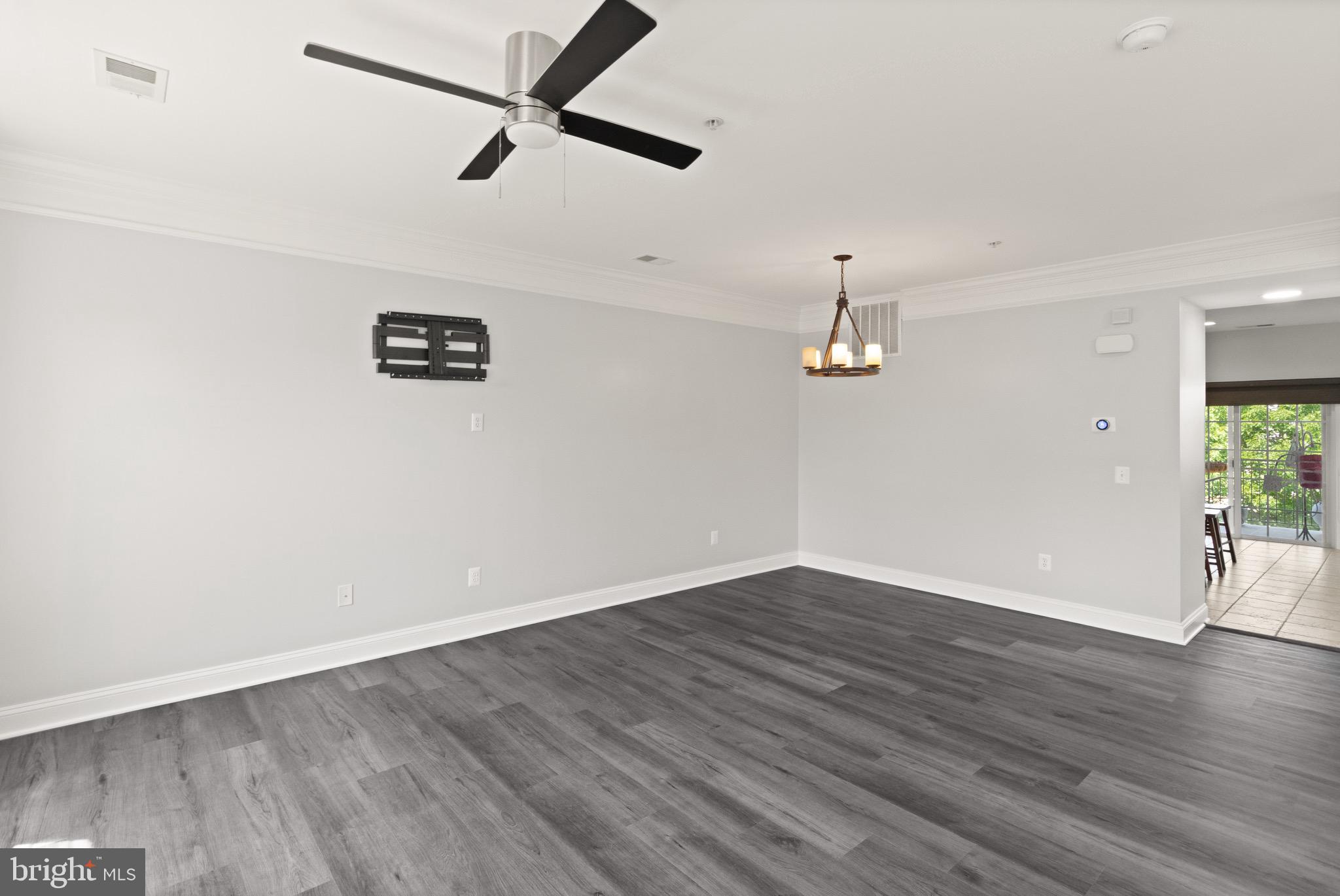 2139 ABBOTTSBURY WAY