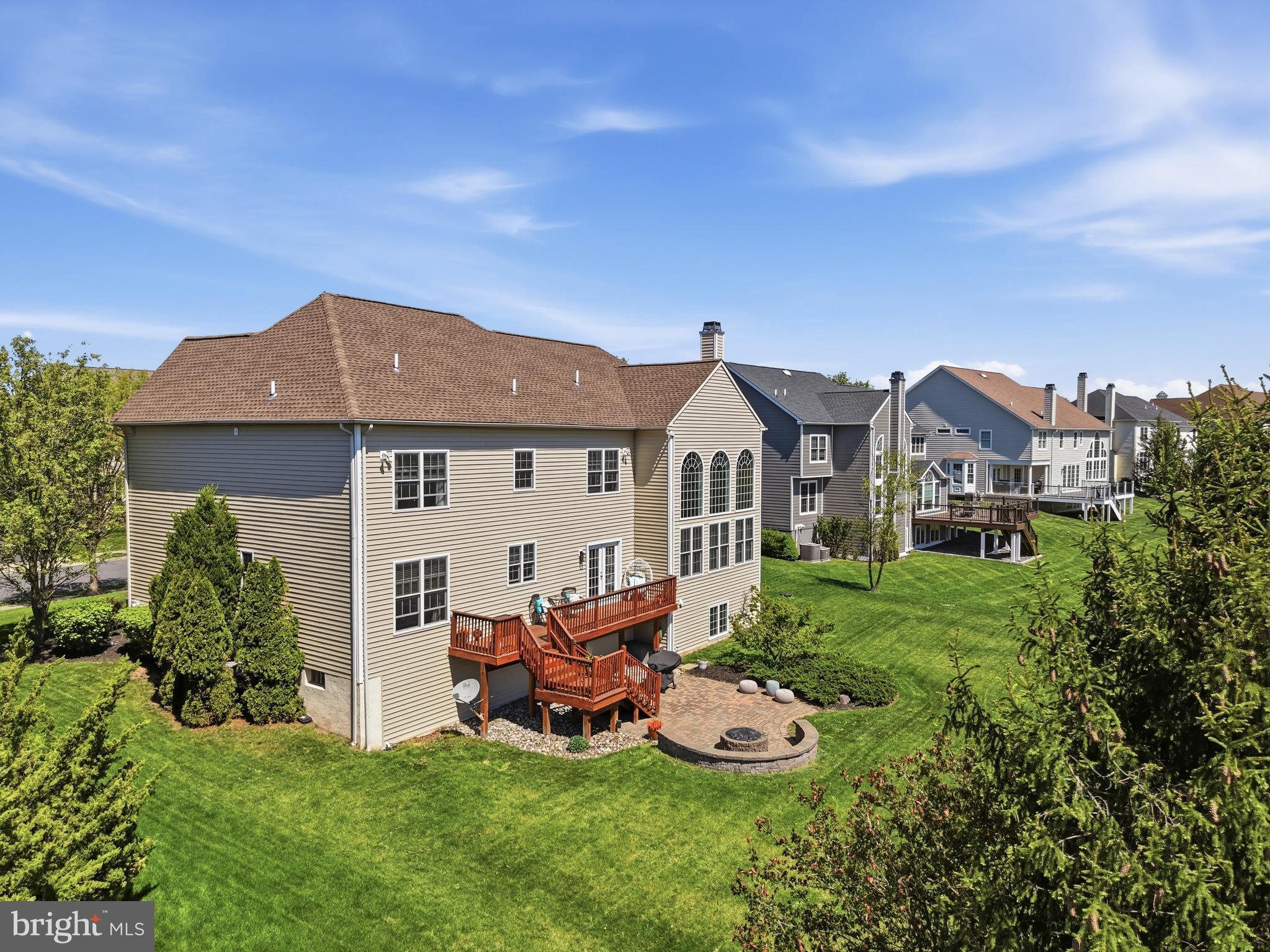 LEDERACH GOLF FAIRWY - Residential