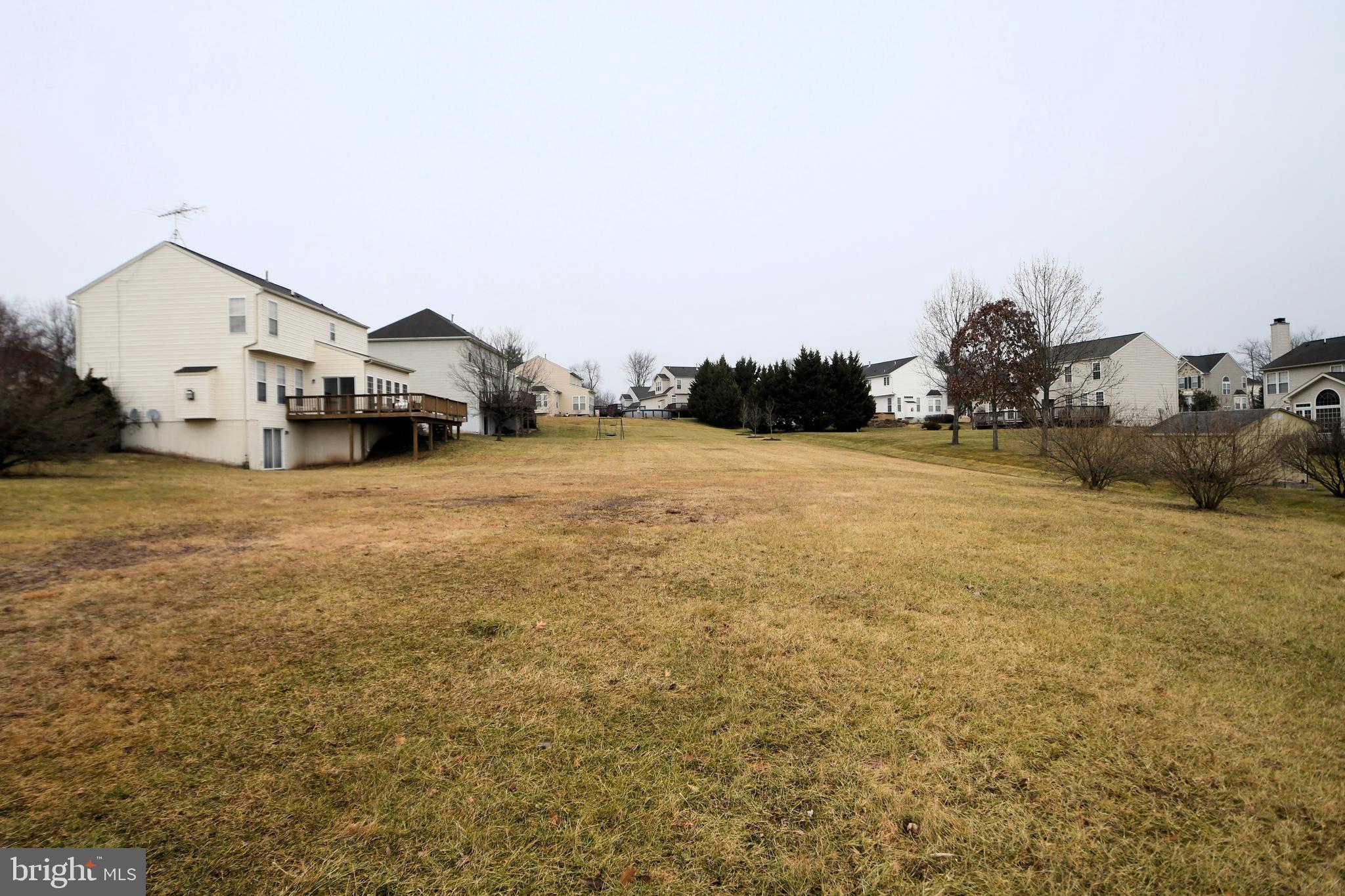 FAR HILLS FARM - Residential