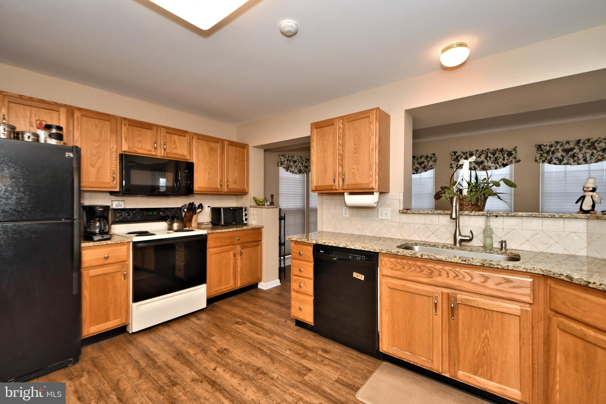 FAR HILLS FARM - Residential