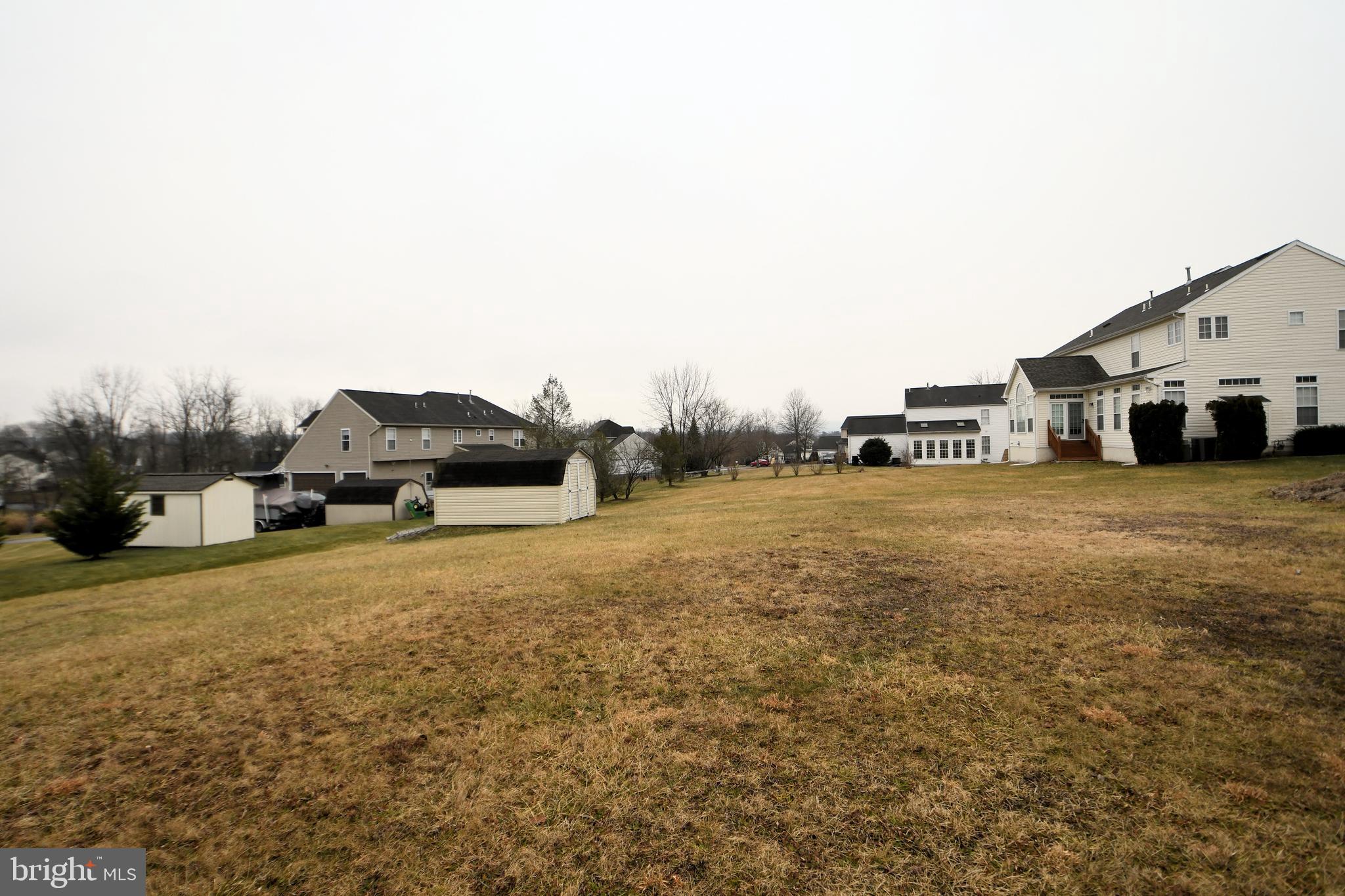 FAR HILLS FARM - Residential