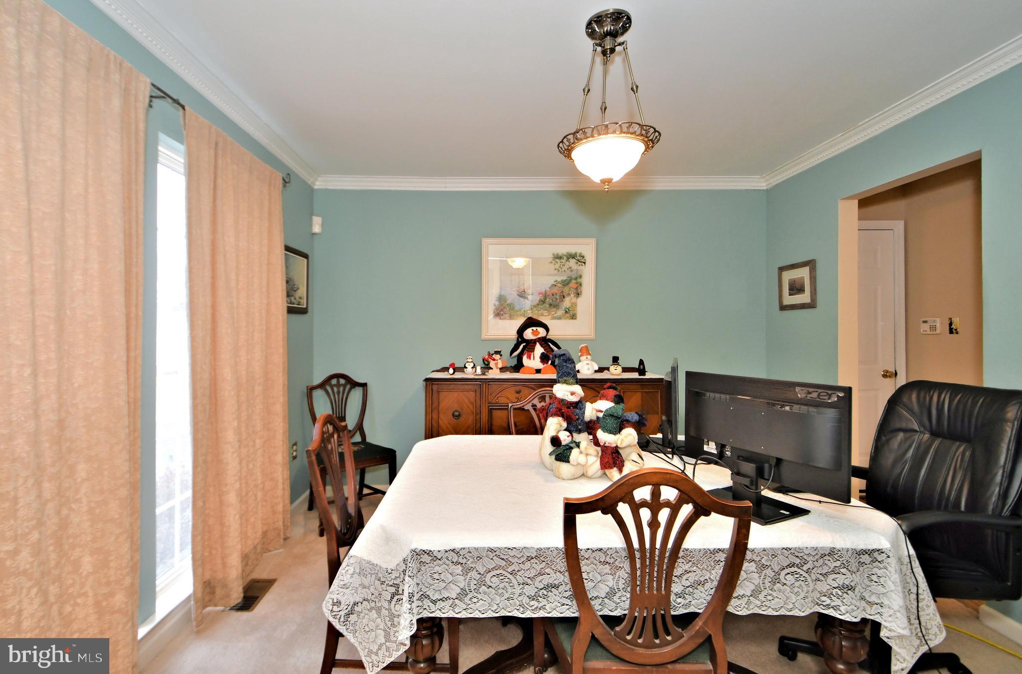 FAR HILLS FARM - Residential