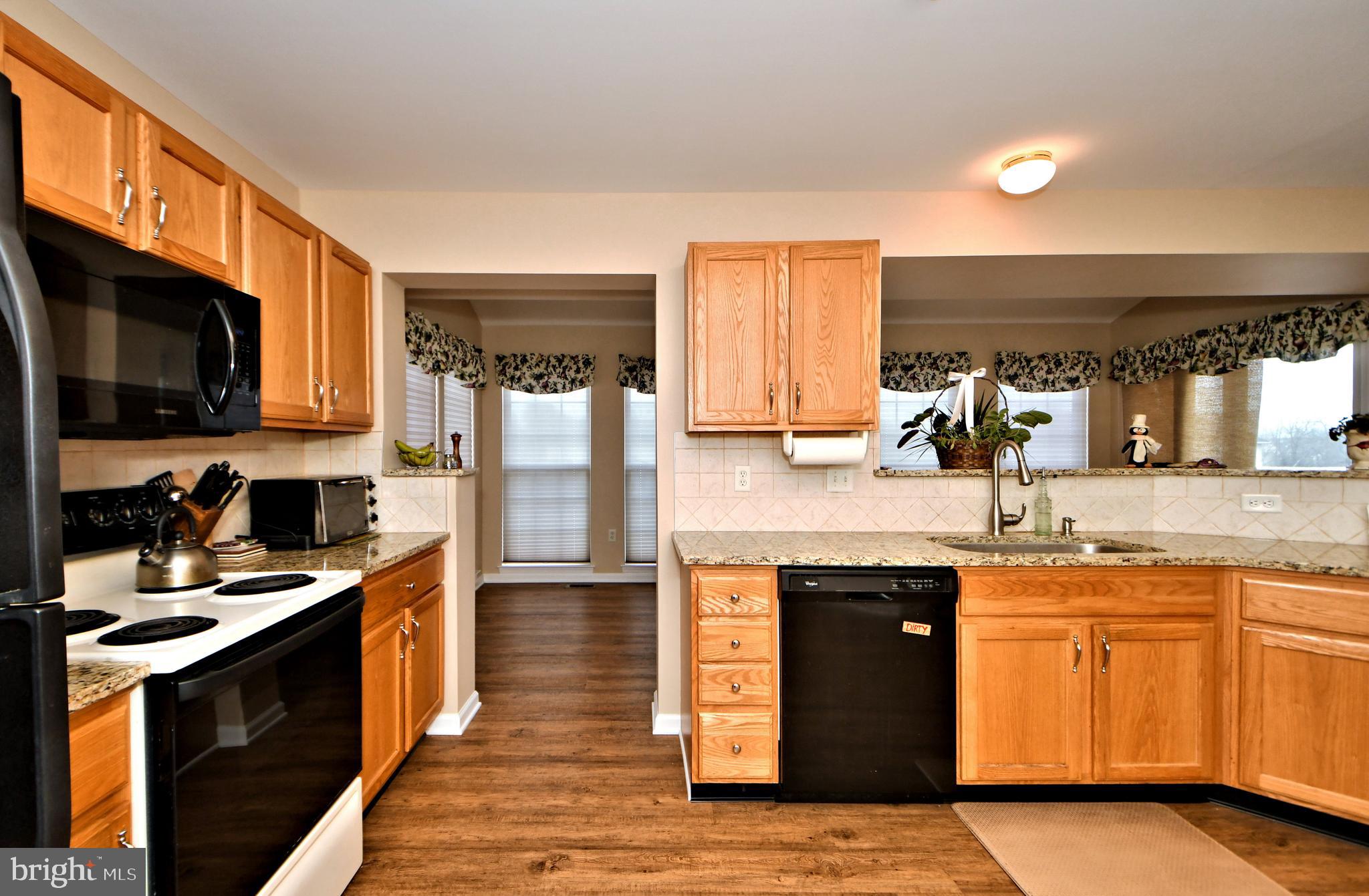FAR HILLS FARM - Residential