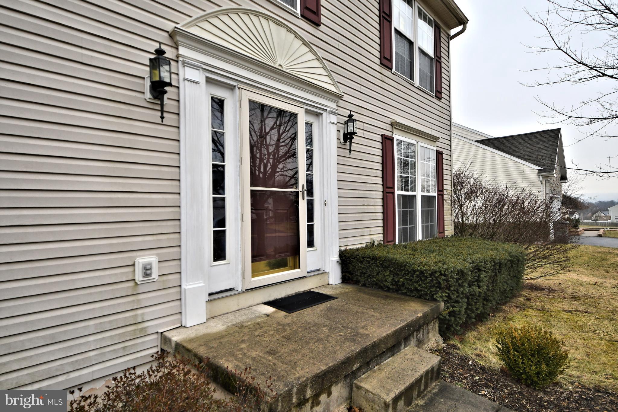 FAR HILLS FARM - Residential