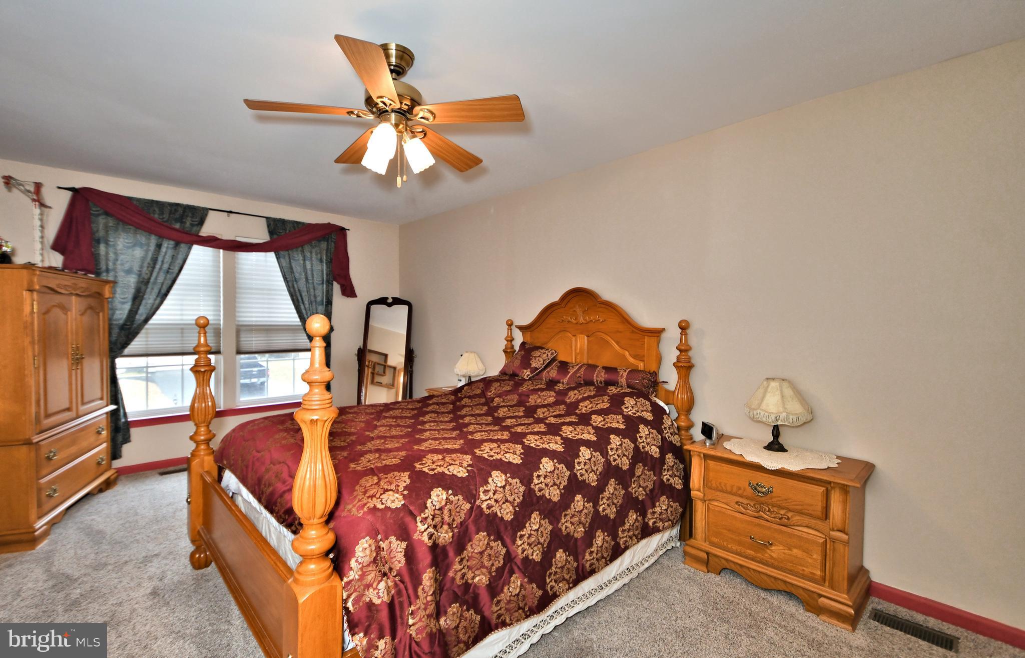 FAR HILLS FARM - Residential