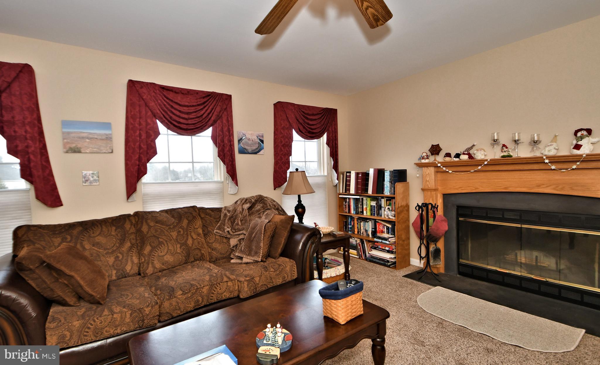 FAR HILLS FARM - Residential