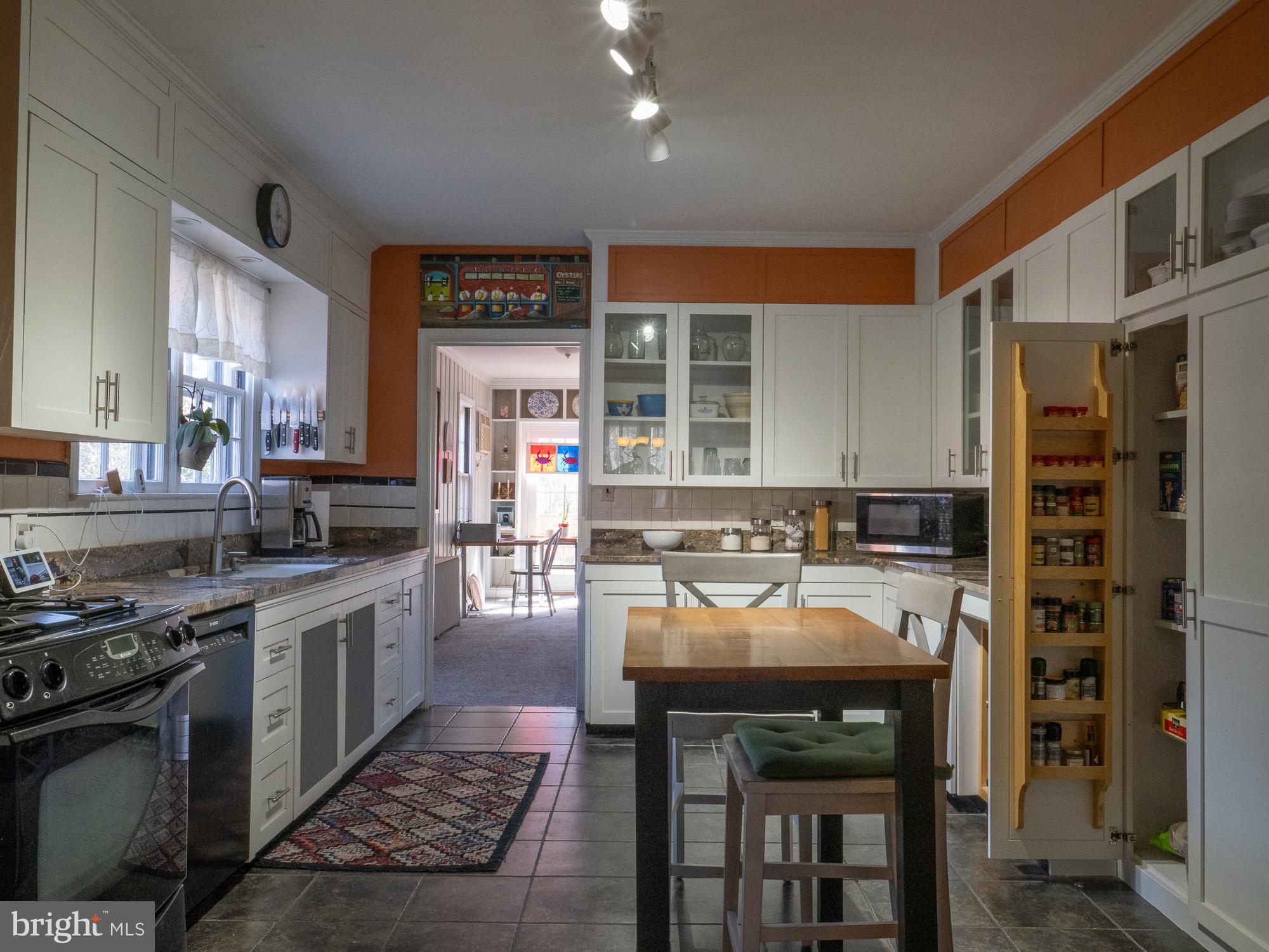 HISTORIC WEST END - Residential