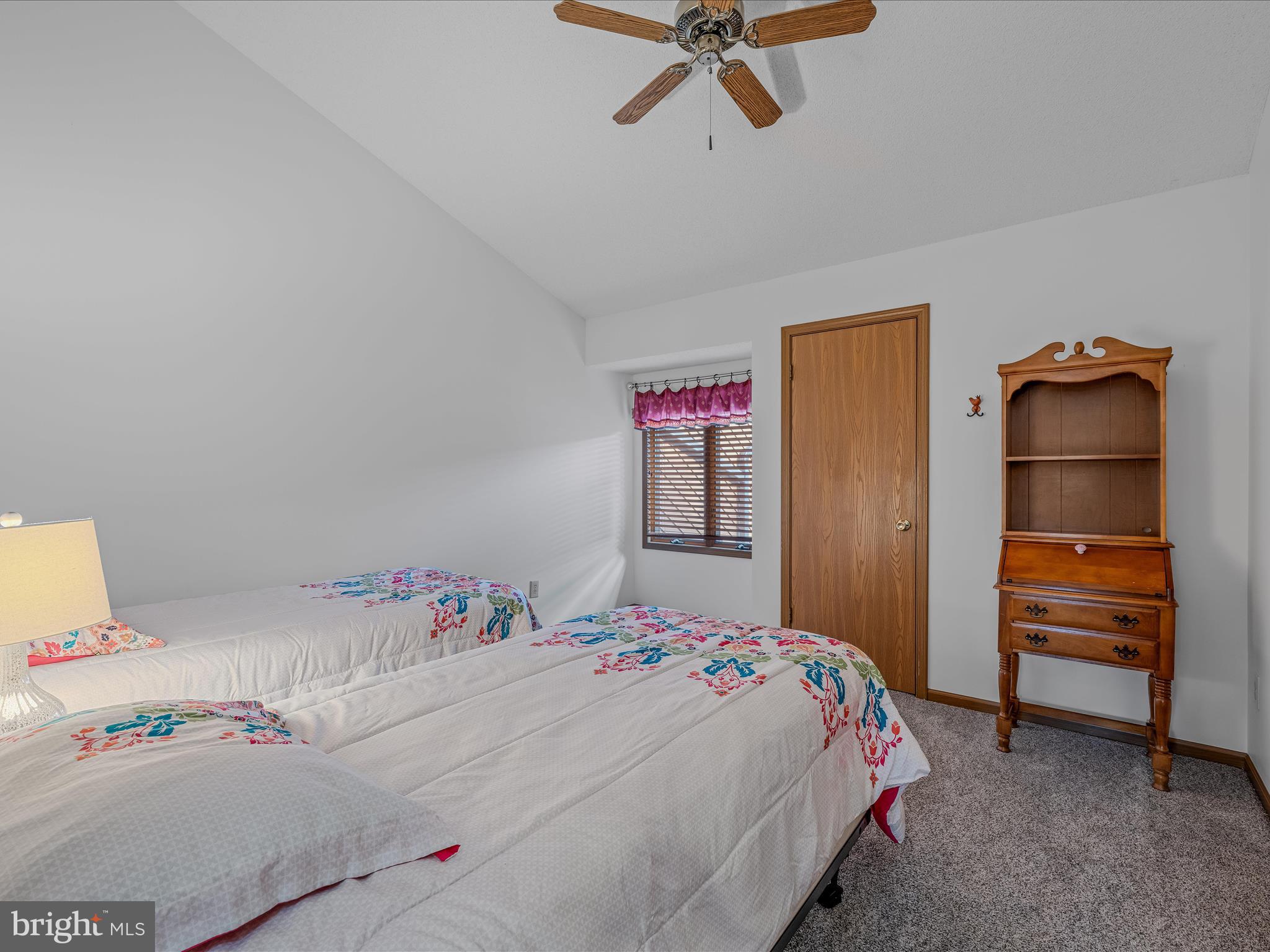 THE WOODS - Residential