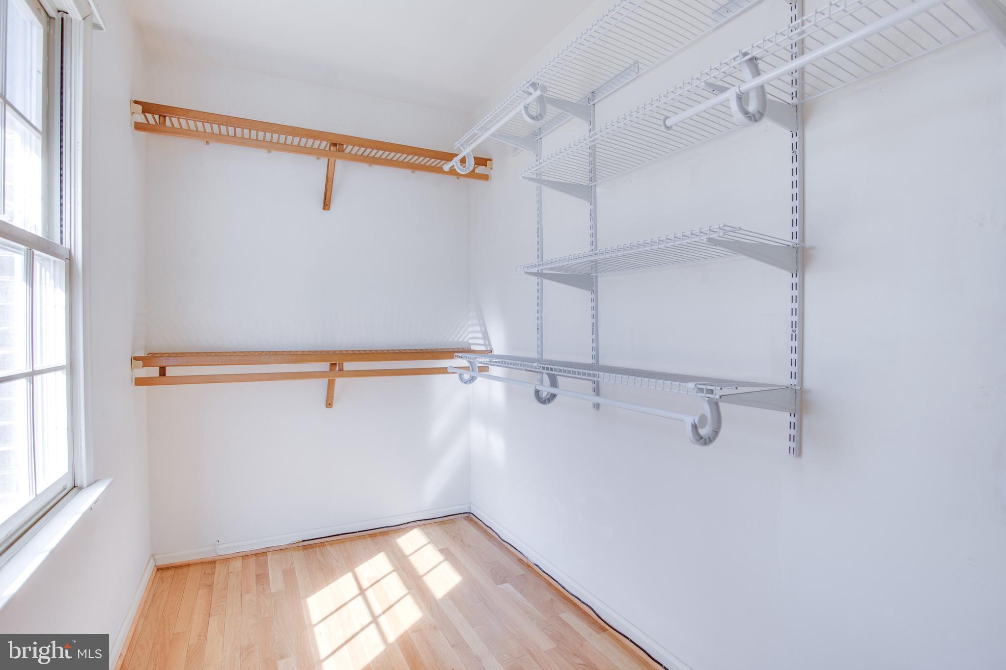 POTOMAC GROVE - Residential