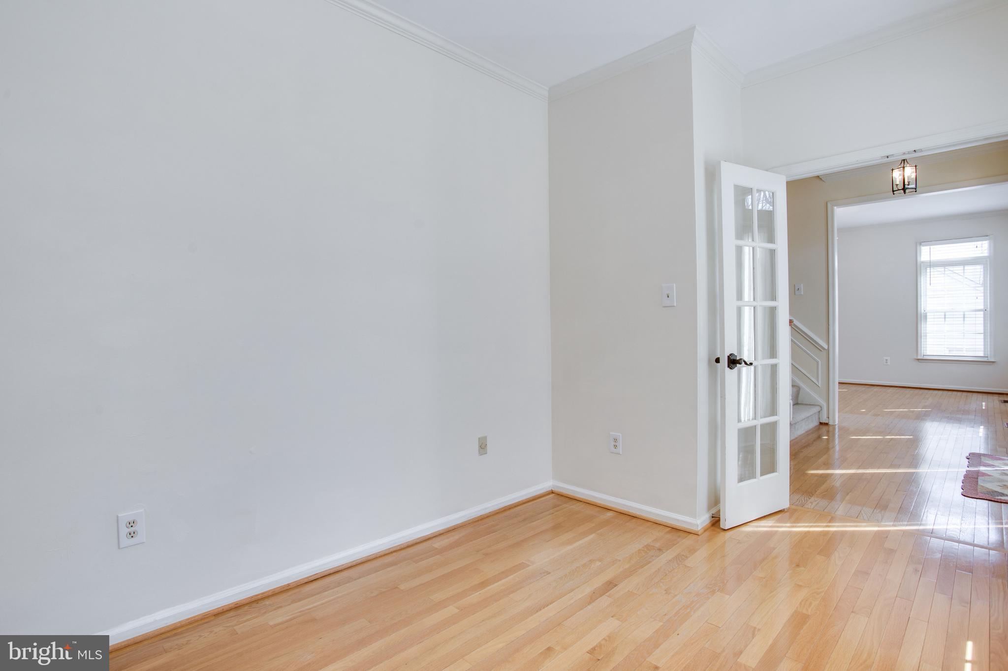 POTOMAC GROVE - Residential